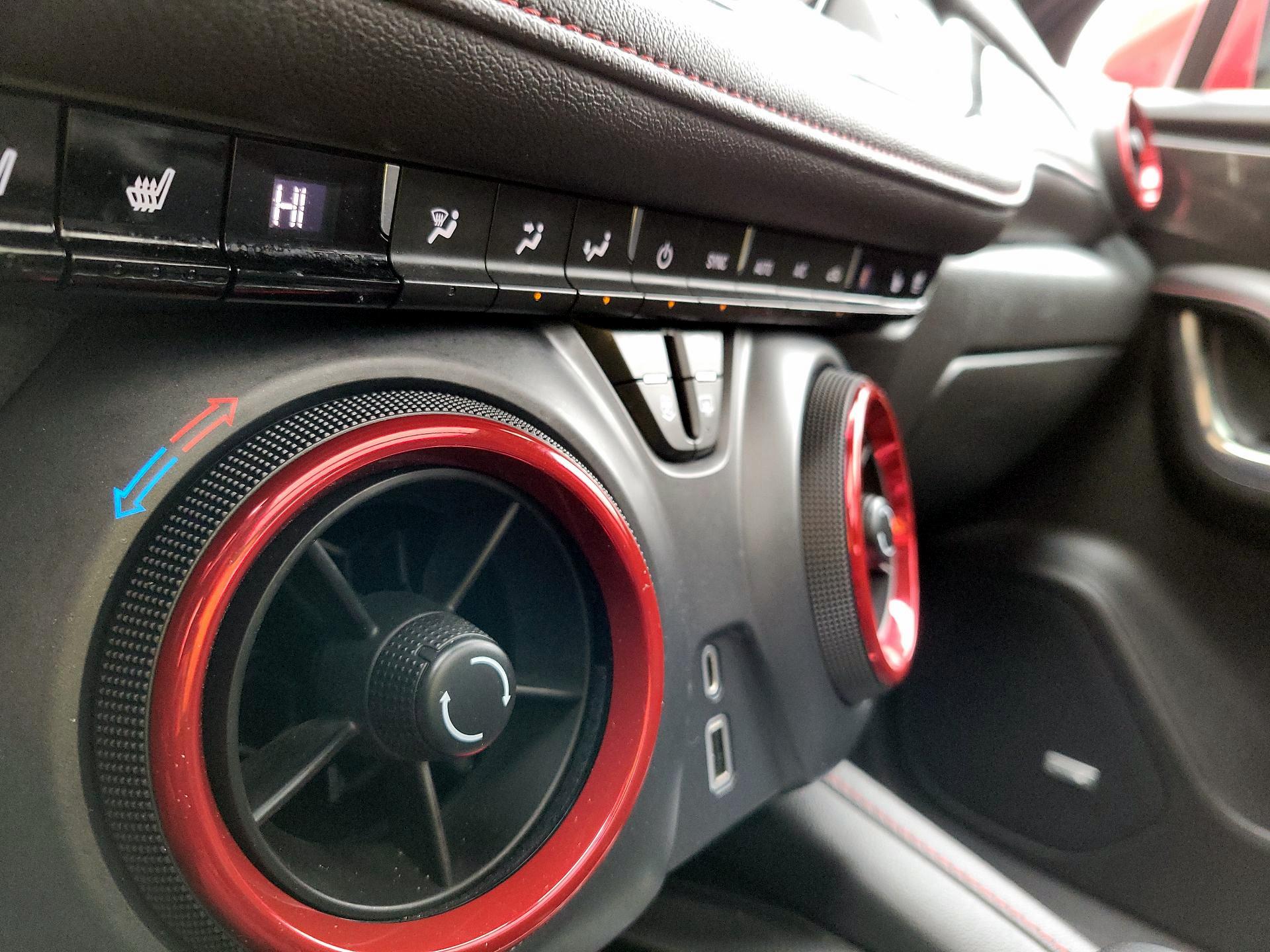 Thumbnail: 2022 Chevrolet Blazer - 14