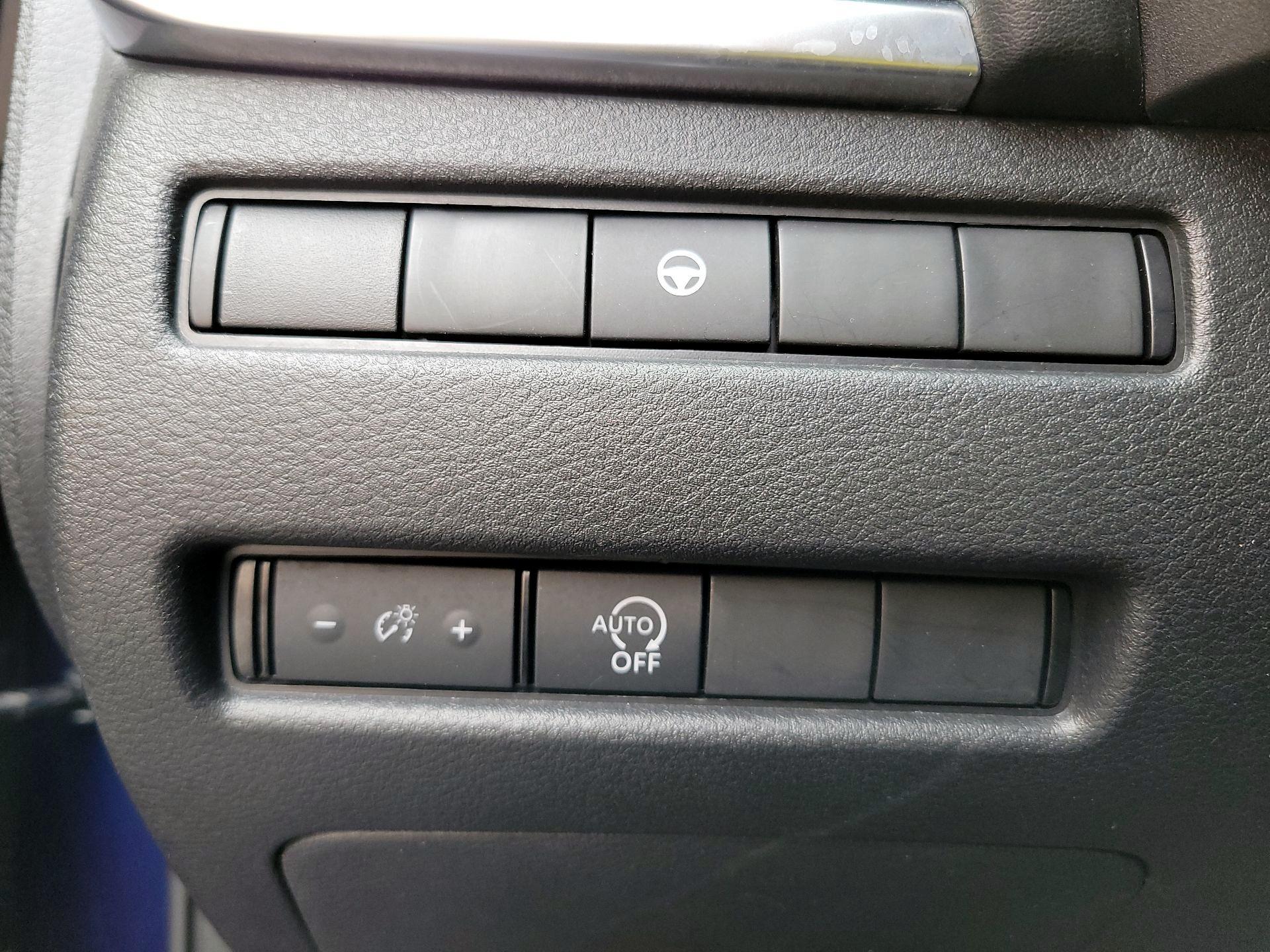 Thumbnail: 2023 Nissan Rogue - 11