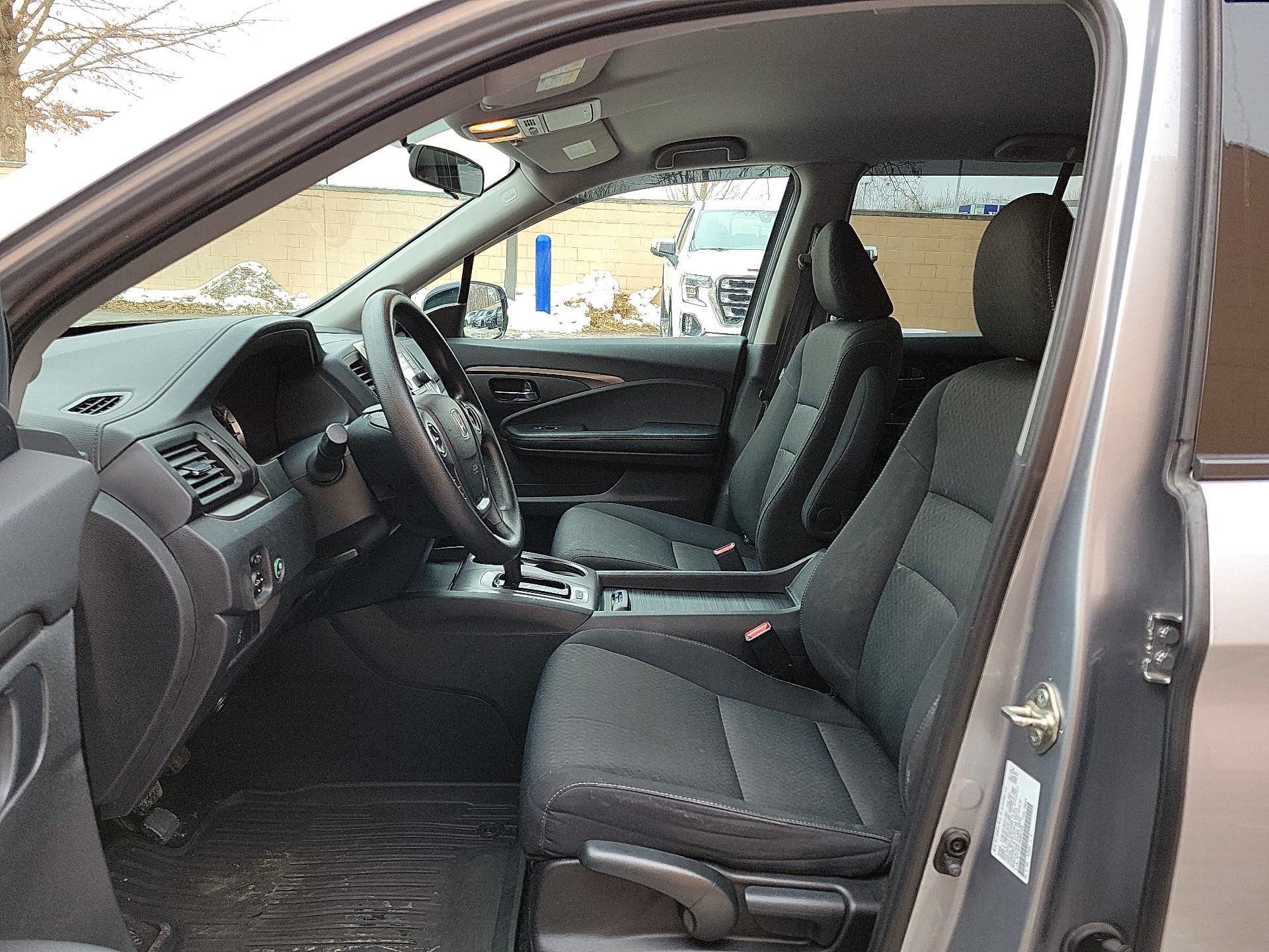 Thumbnail: 2019 Honda Ridgeline - 9