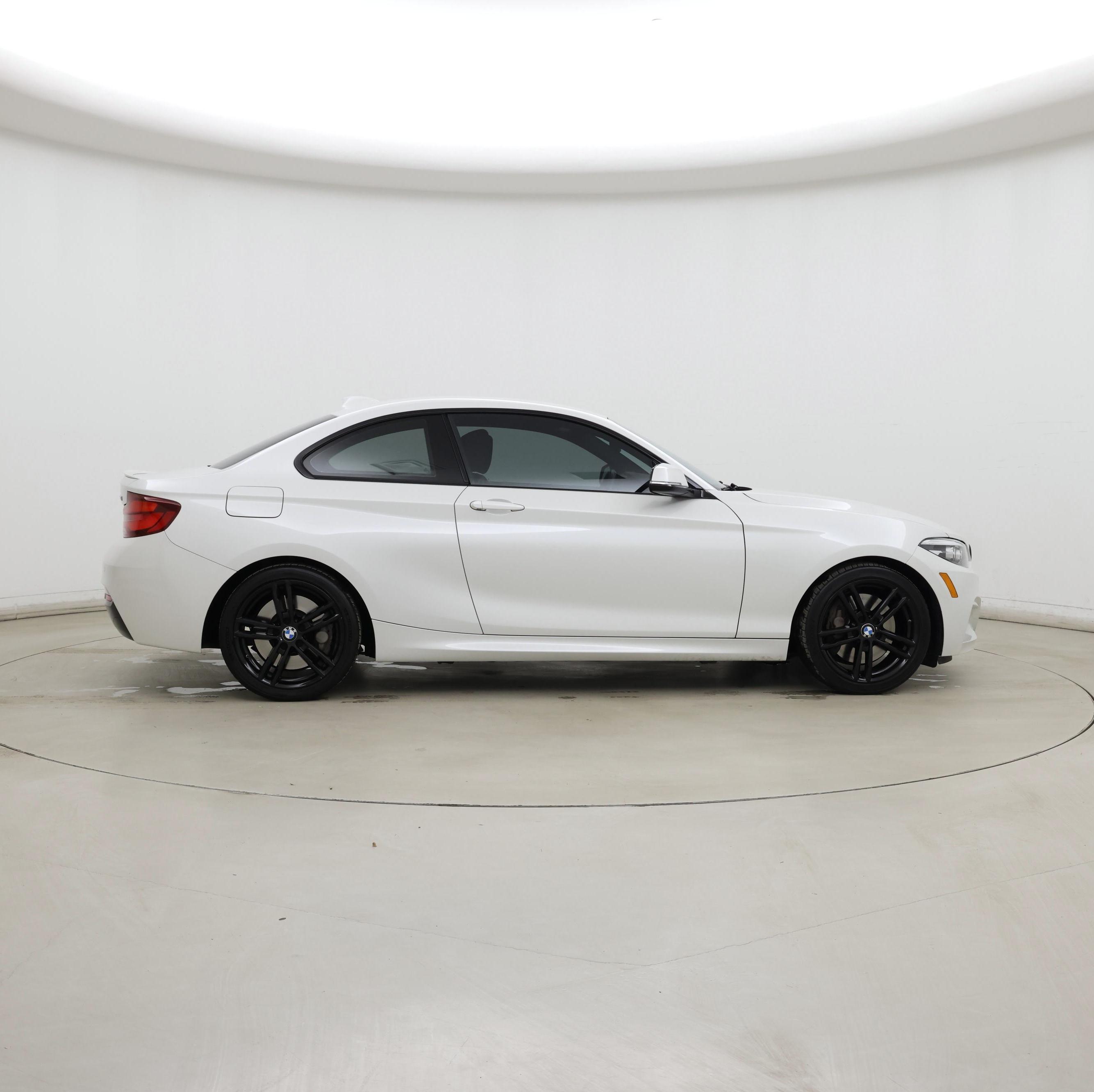 Thumbnail: 2021 BMW 2 Series - 7