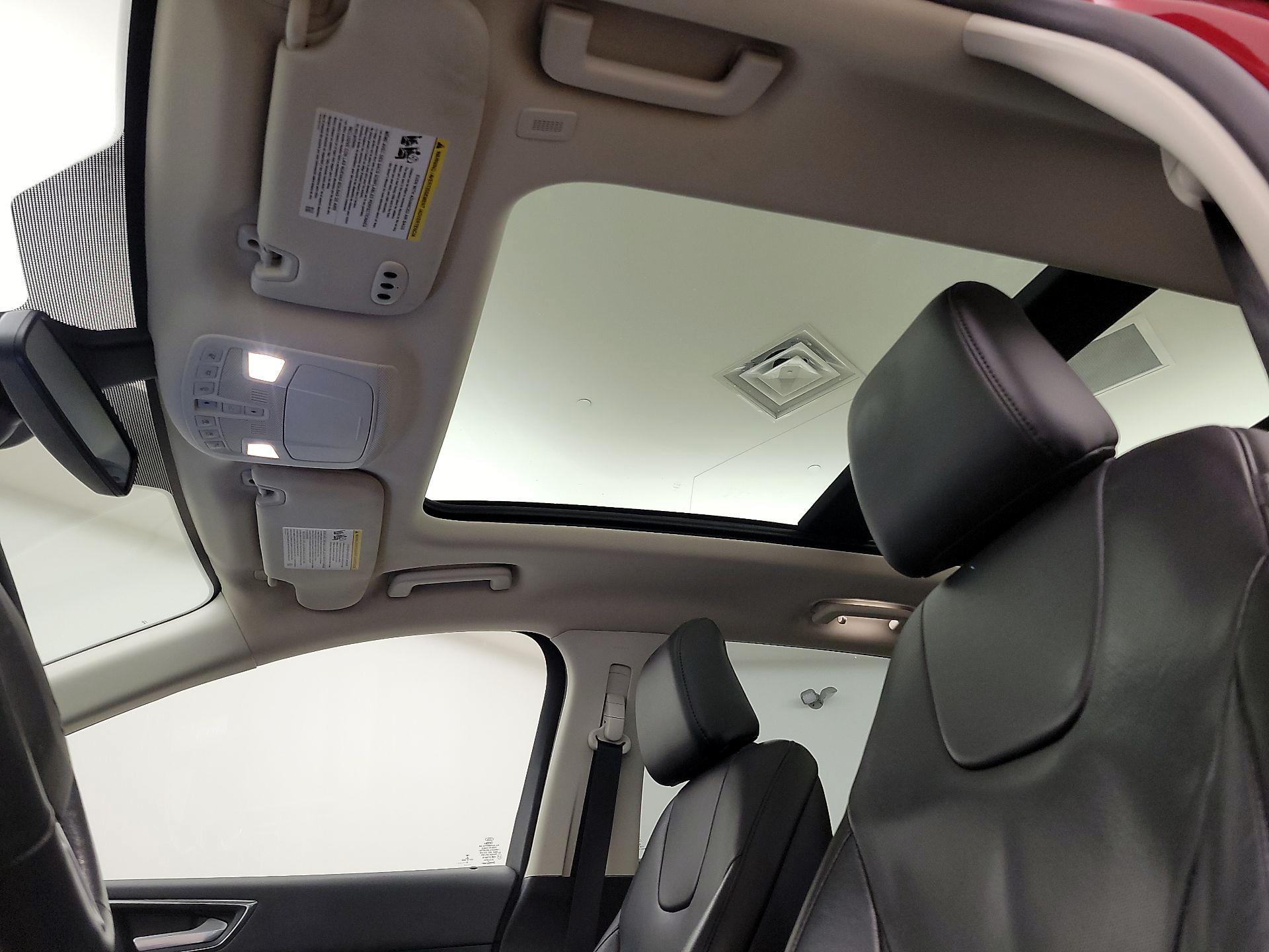 Thumbnail: 2020 Ford Edge - 20