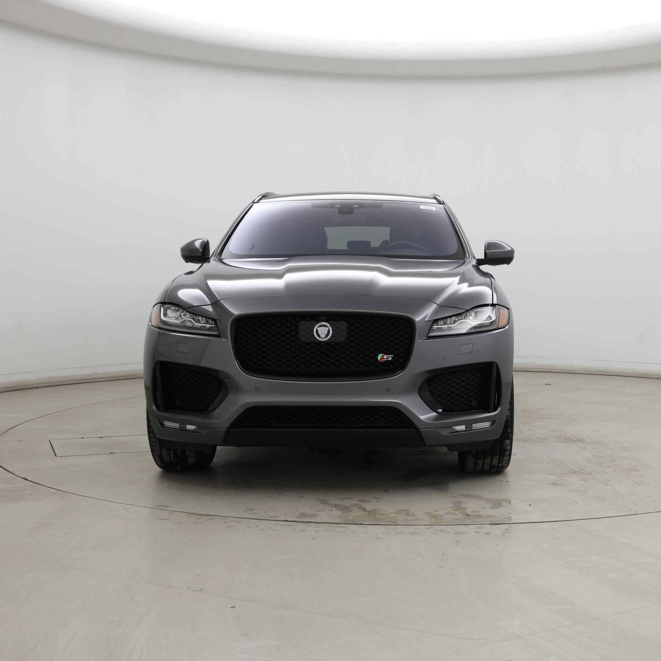 Thumbnail: 2019 Jaguar F-Pace - 5