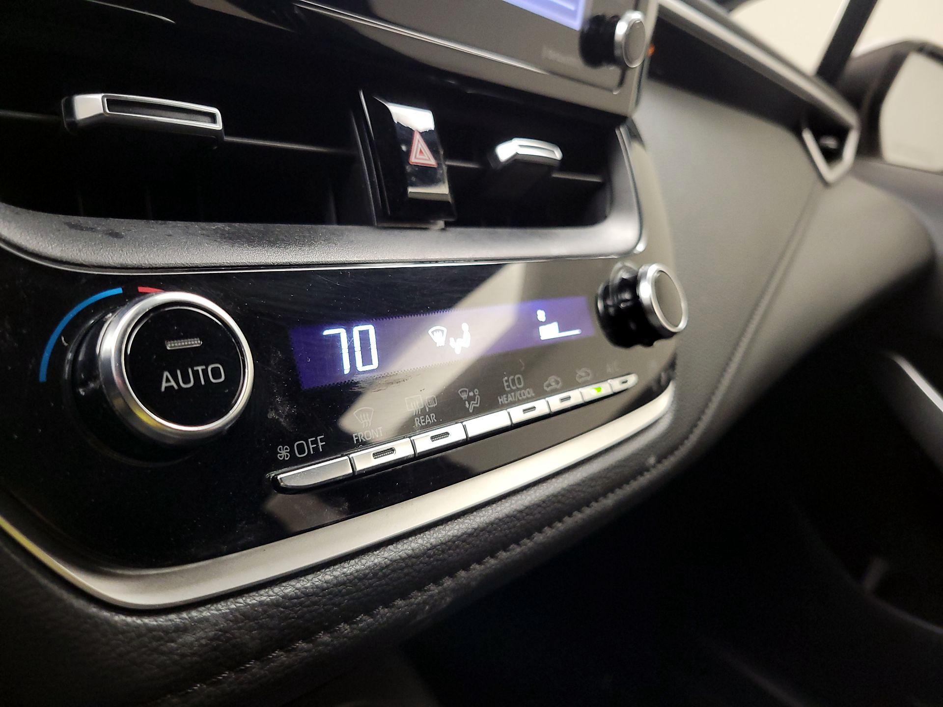 Thumbnail: 2021 Toyota Corolla - 16