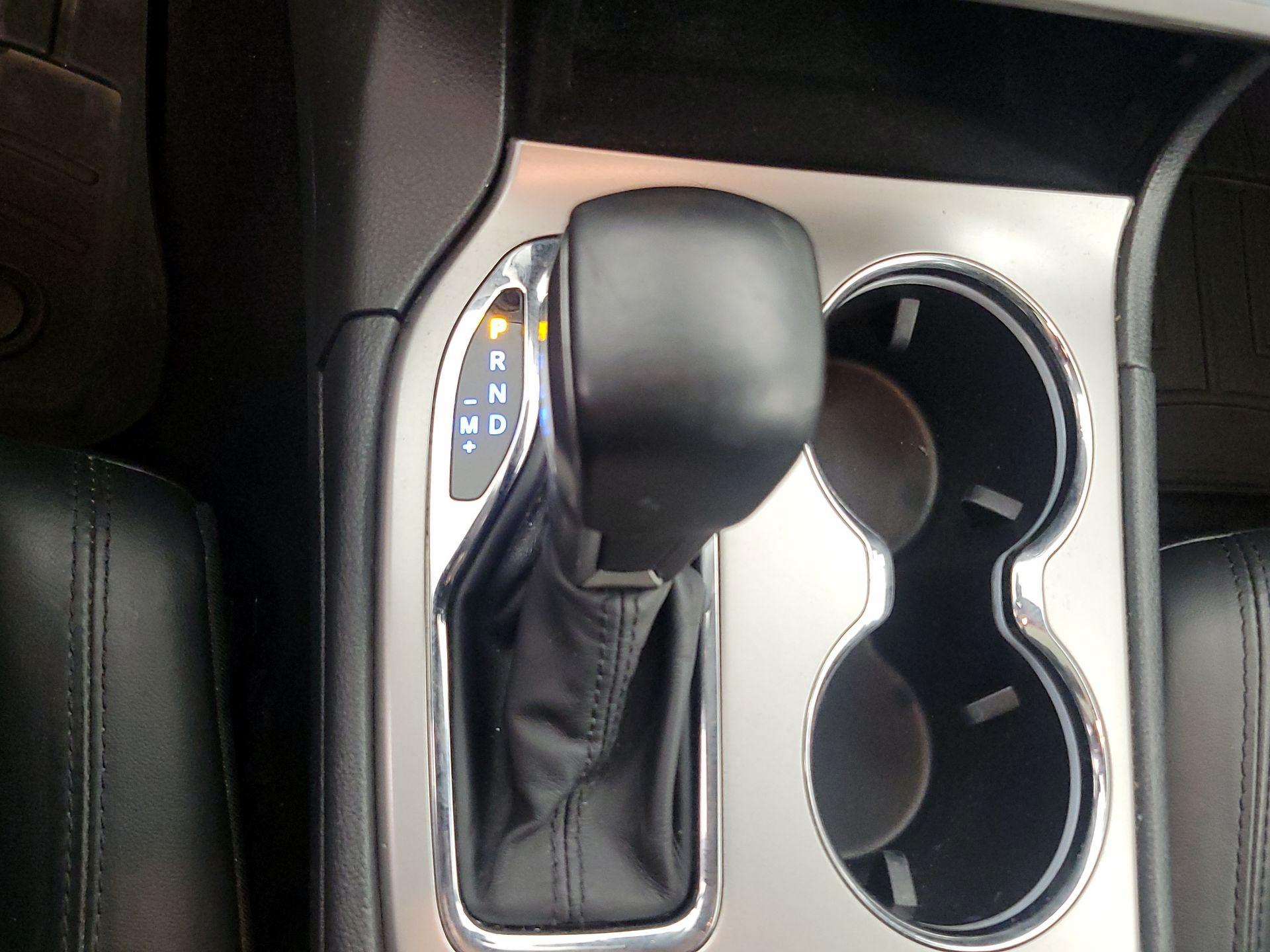 Thumbnail: 2019 Jeep Grand Cherokee - 18