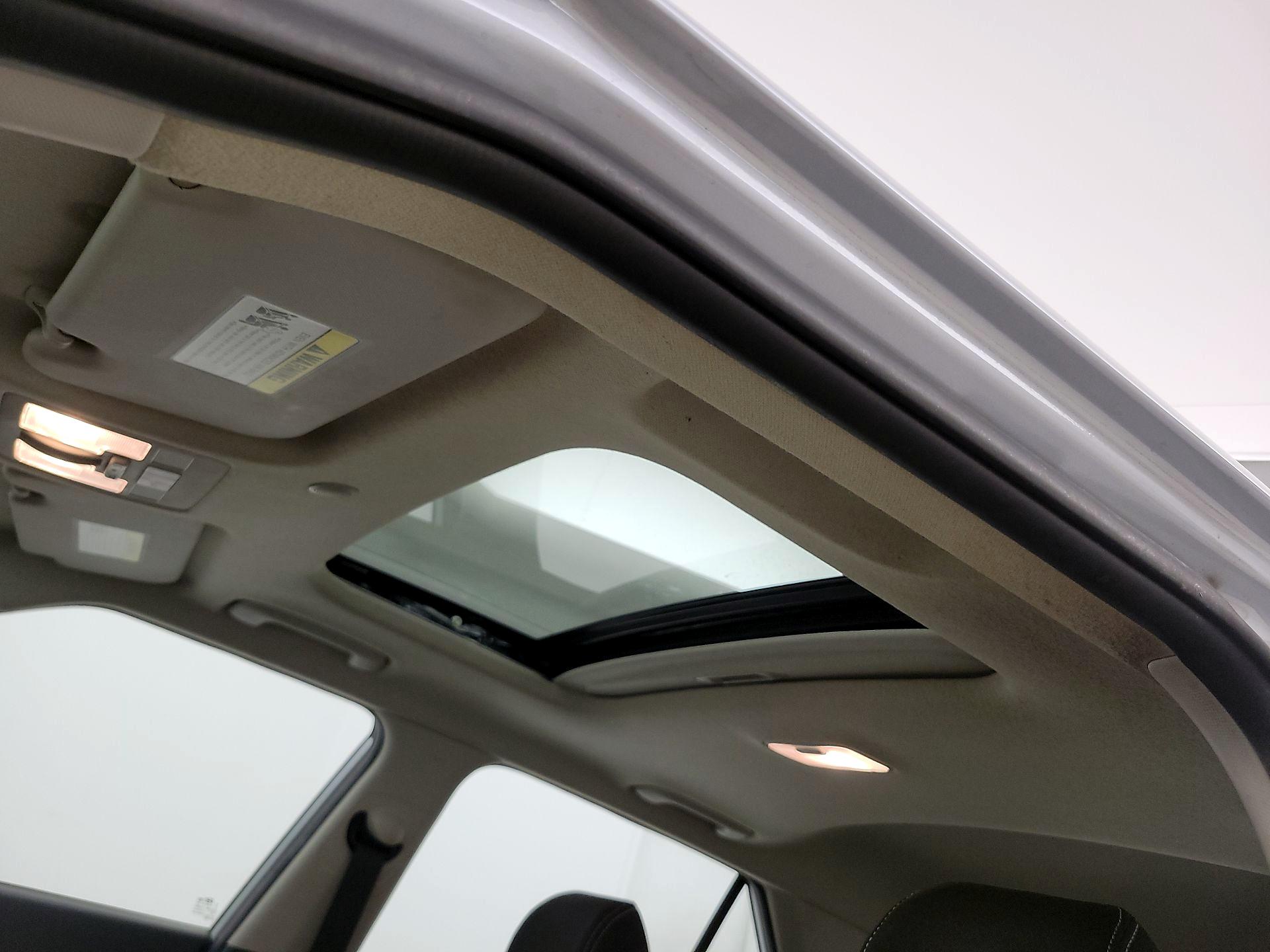 Thumbnail: 2021 Hyundai Venue - 20