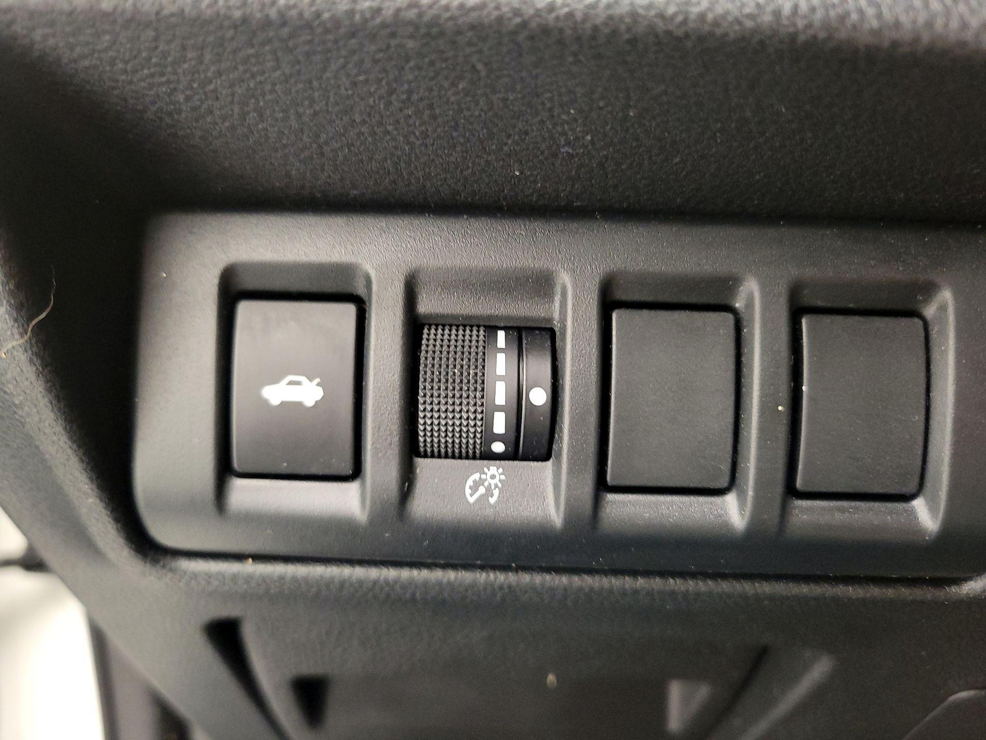 Thumbnail: 2022 Subaru Legacy - 13