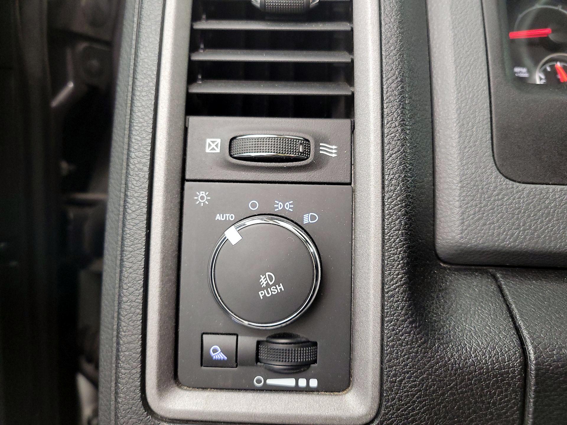 Thumbnail: 2016 RAM 1500 - 13