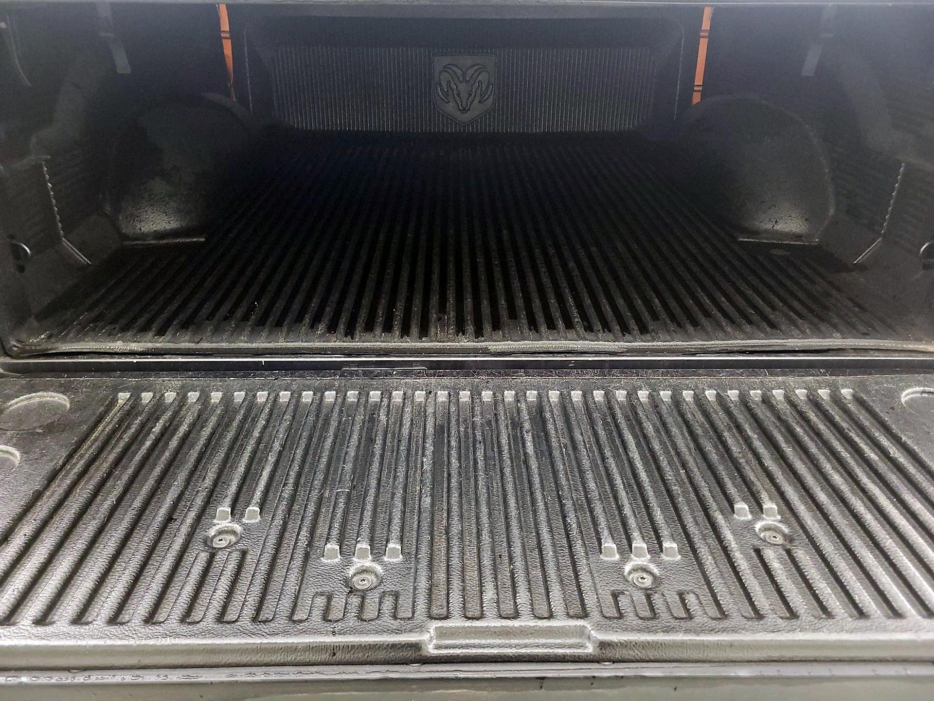 Thumbnail: 2016 RAM 1500 - 19