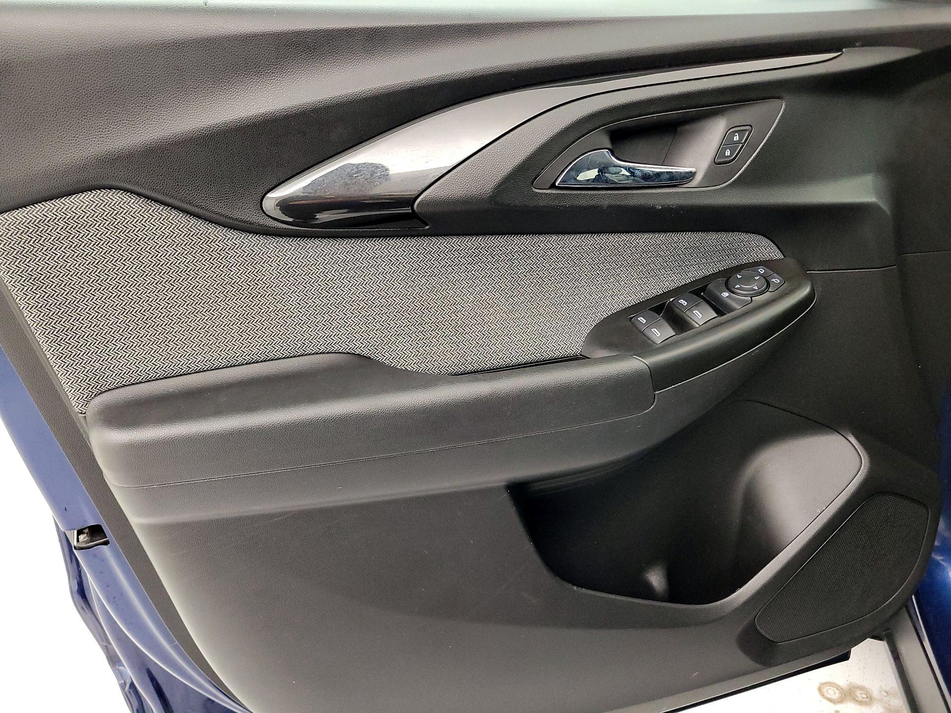 Thumbnail: 2022 Chevrolet TrailBlazer - 12