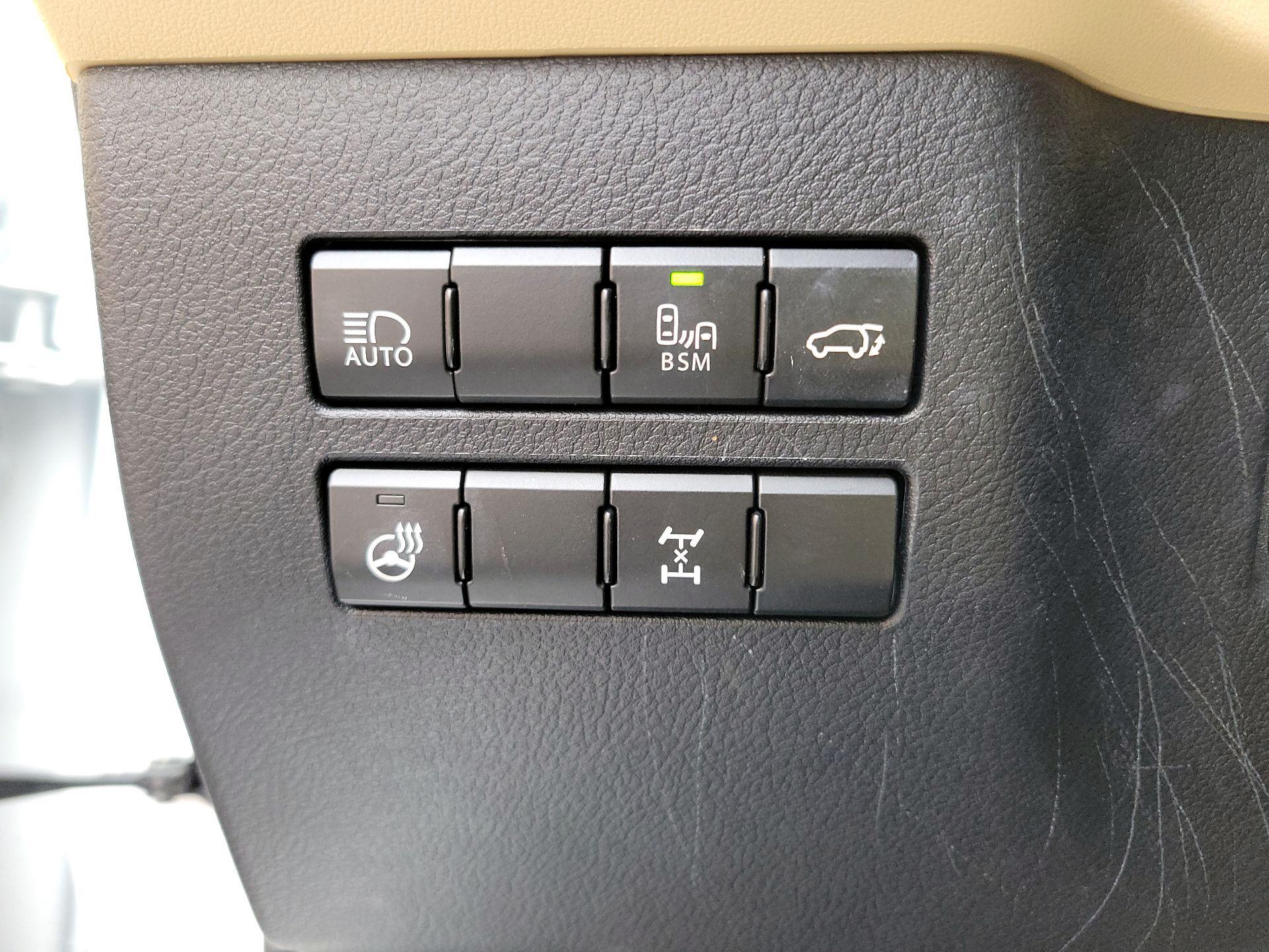 Thumbnail: 2018 Lexus NX - 11