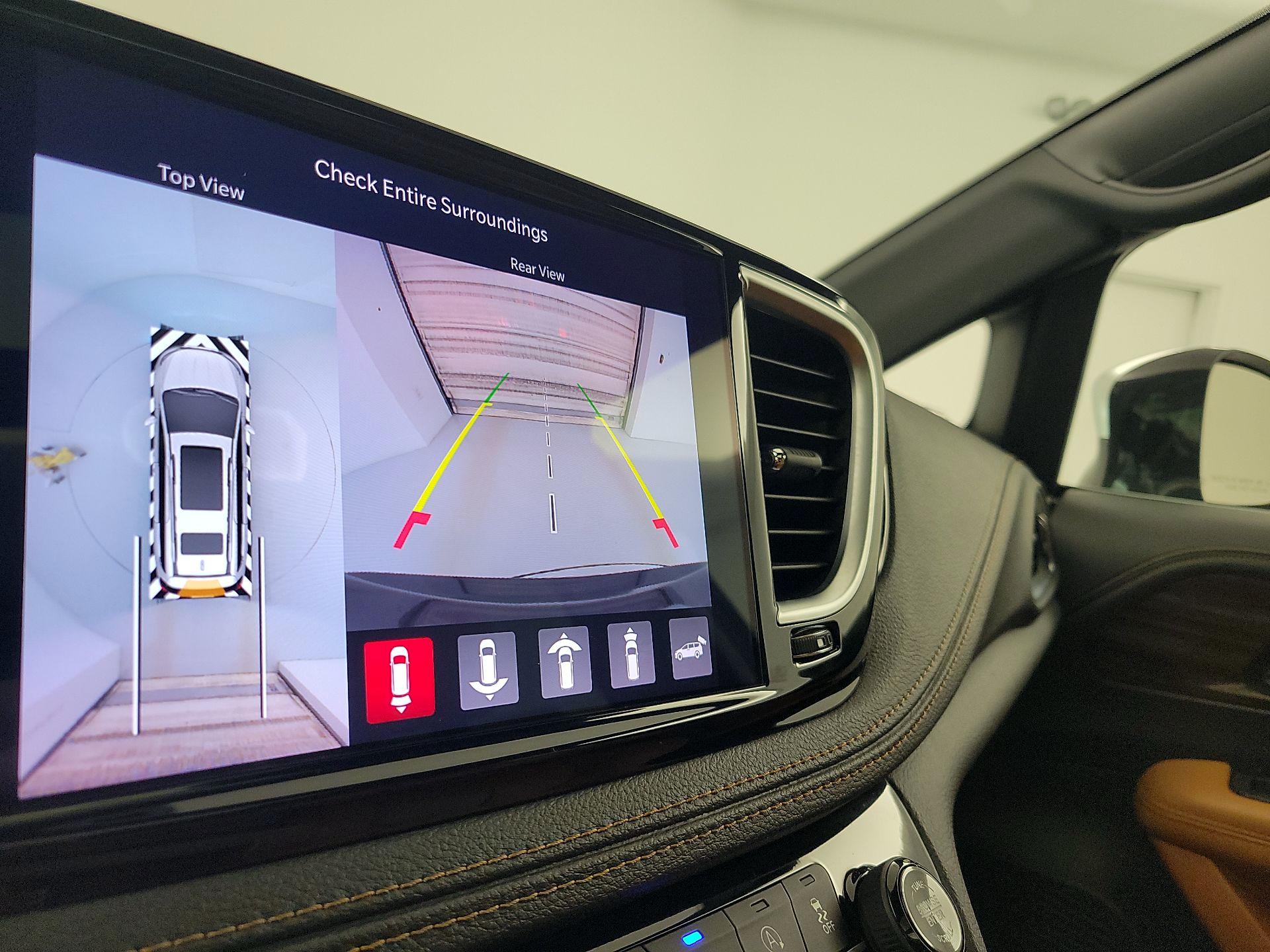 Thumbnail: 2022 Chrysler Pacifica - 15