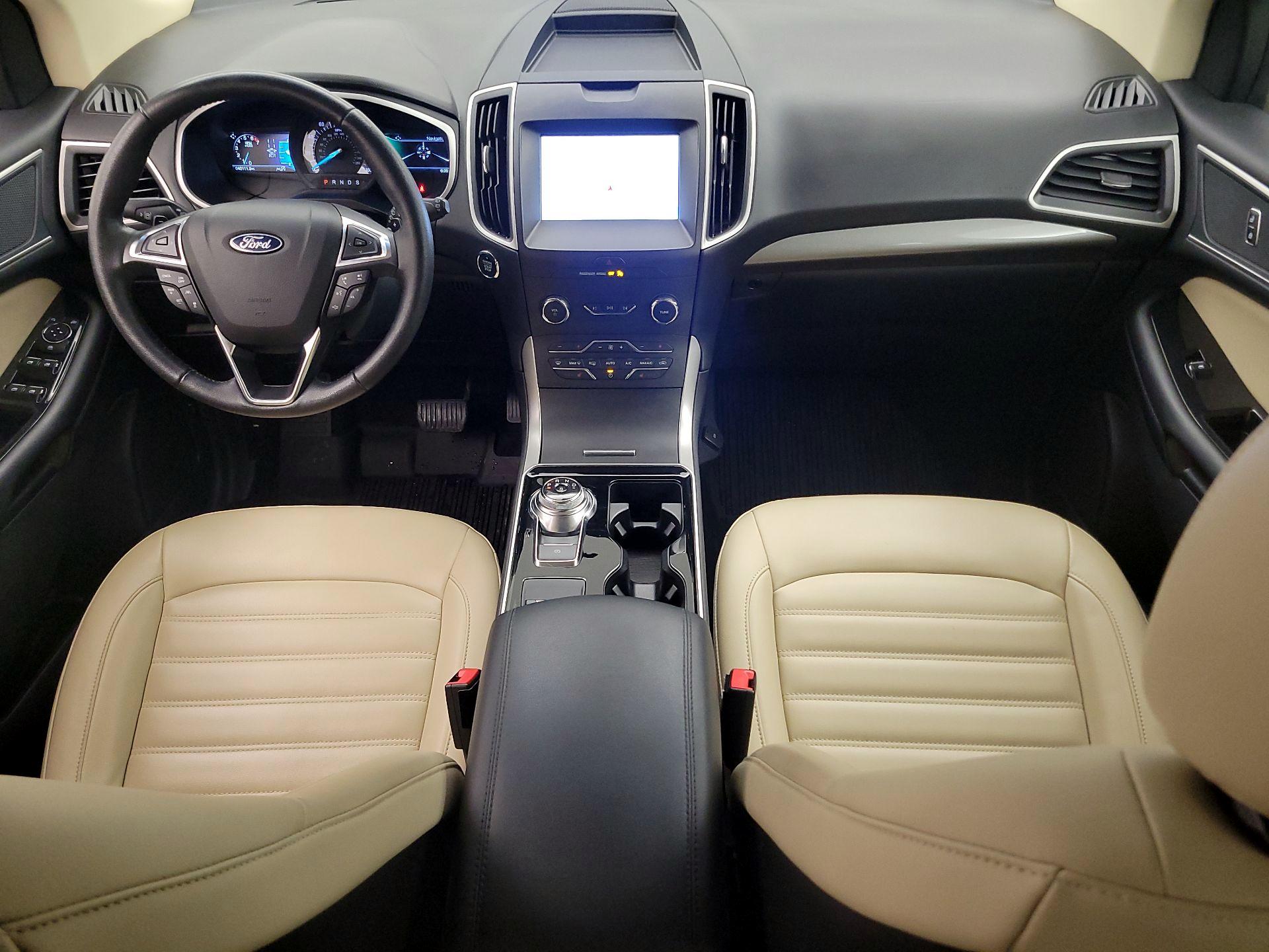 Thumbnail: 2020 Ford Edge - 9