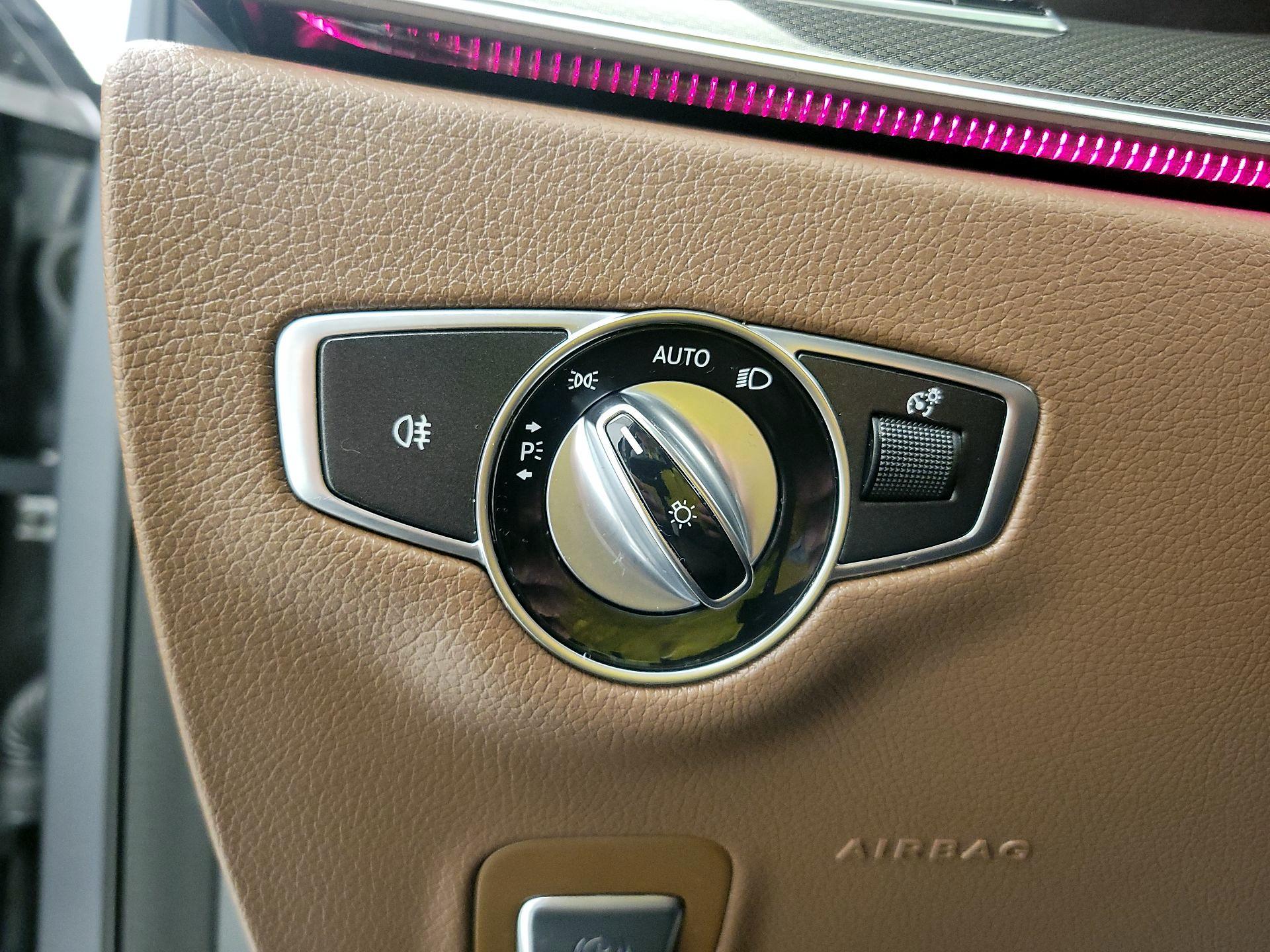 Thumbnail: 2018 Mercedes-Benz E-Class - 13