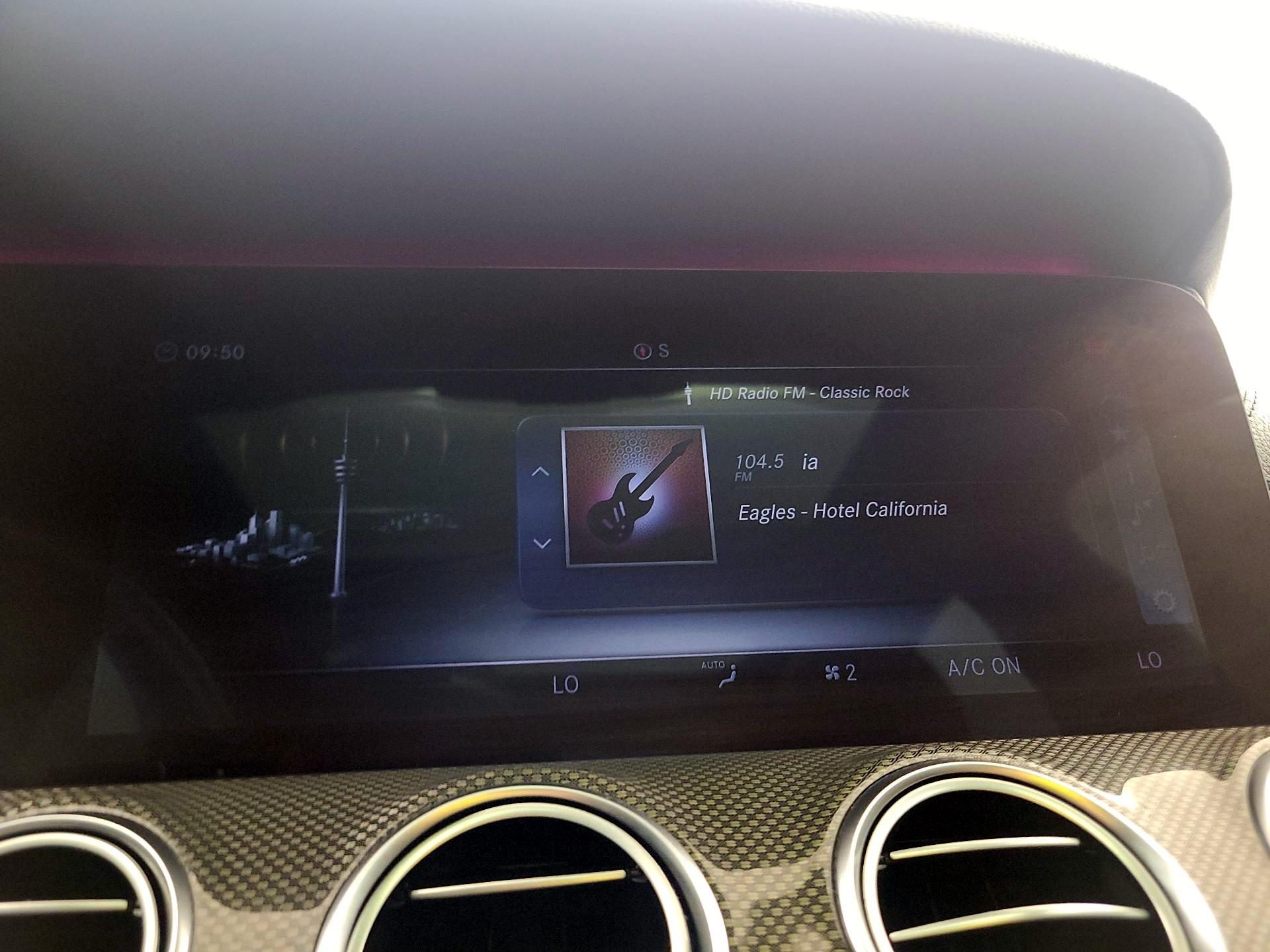 Thumbnail: 2018 Mercedes-Benz E-Class - 16