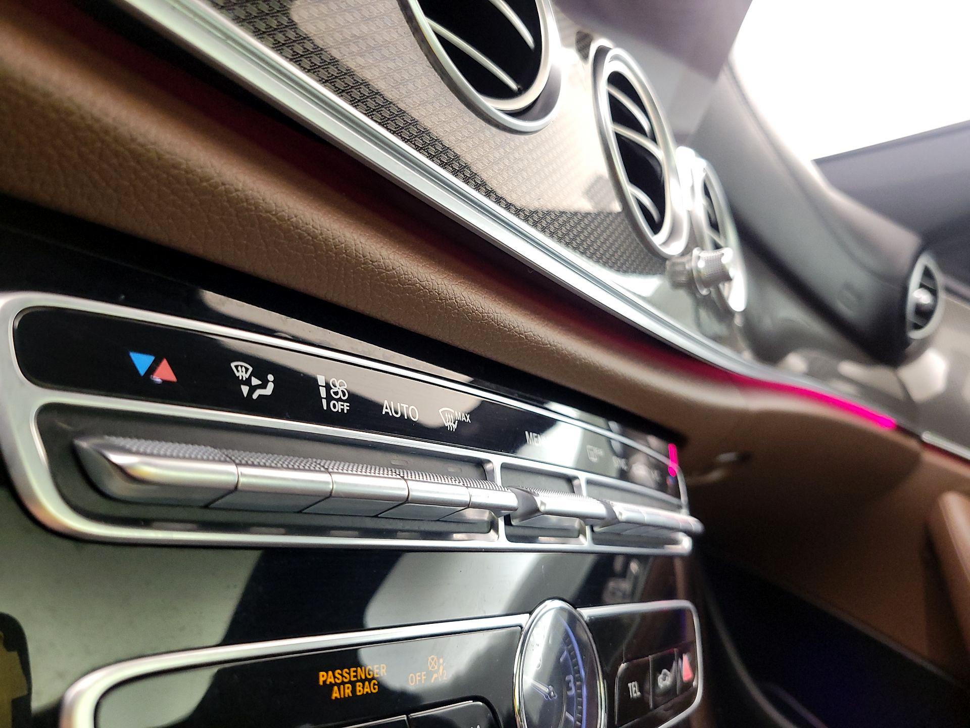 Thumbnail: 2018 Mercedes-Benz E-Class - 17