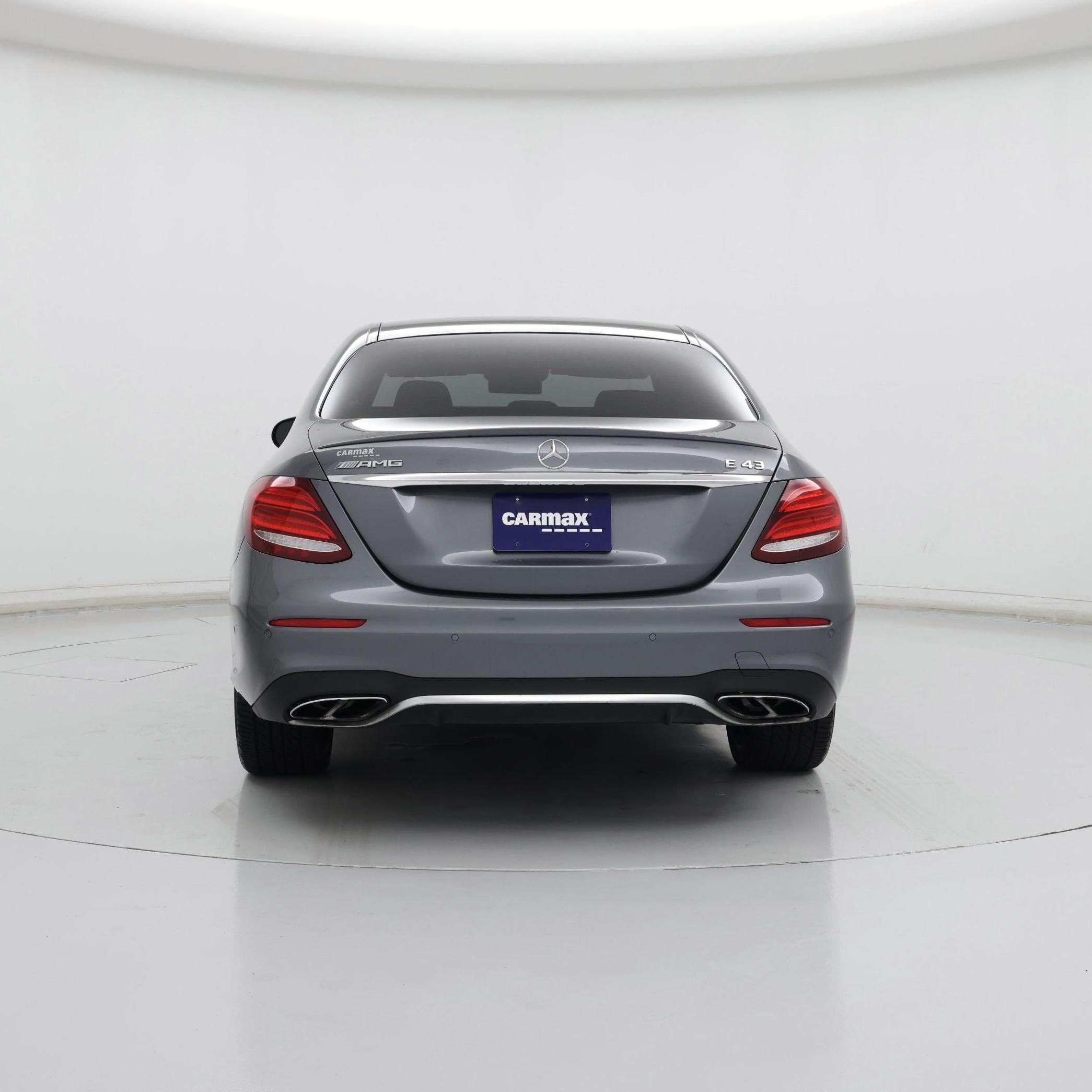 Thumbnail: 2018 Mercedes-Benz E-Class - 2