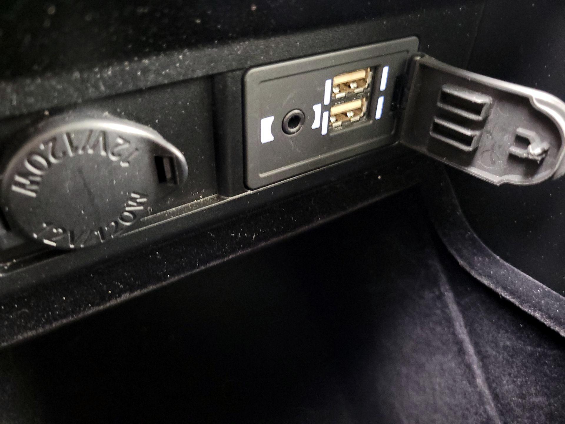 Thumbnail: 2017 Lexus RX - 19