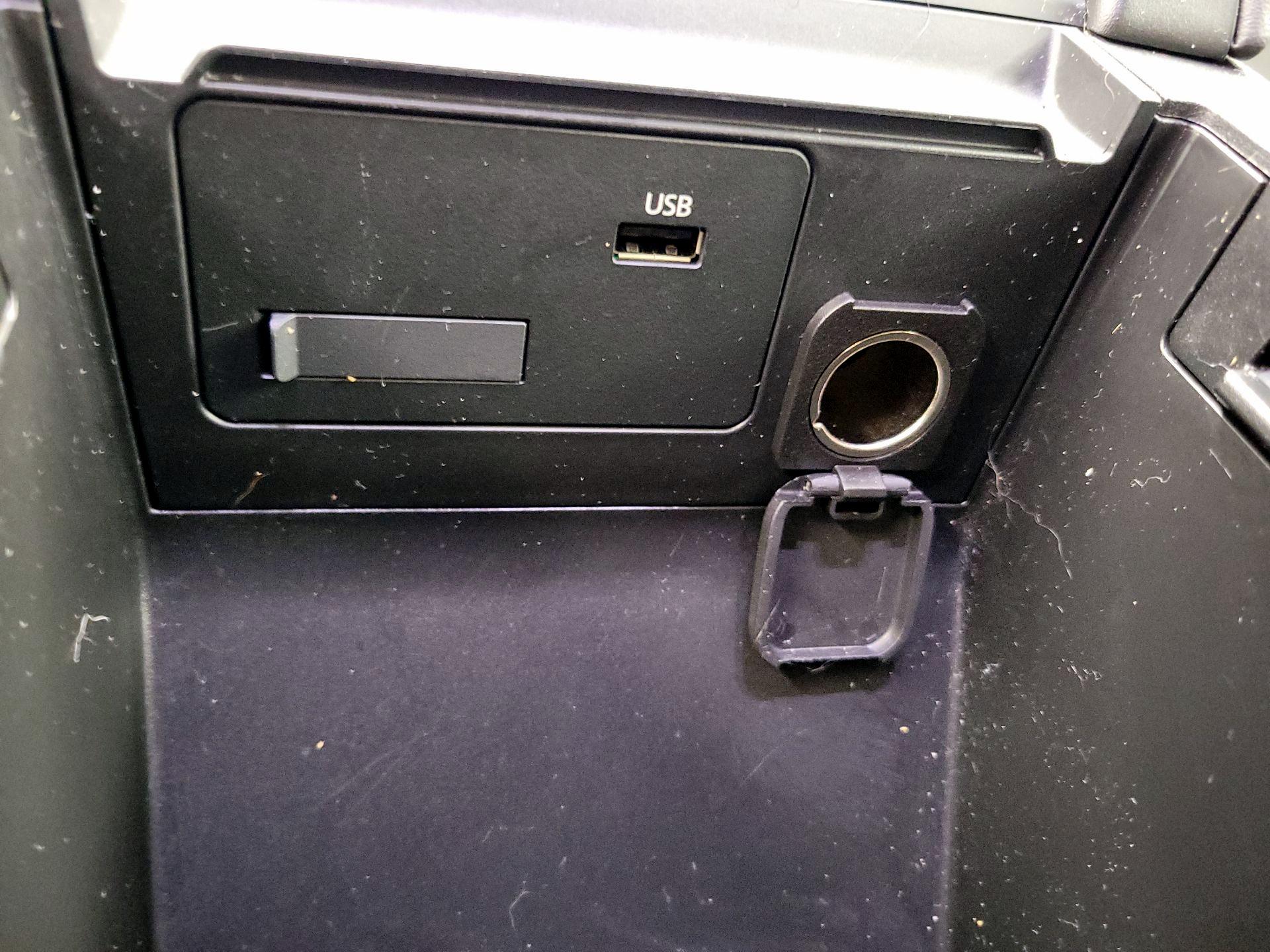 Thumbnail: 2021 Mazda Mazda3 - 18