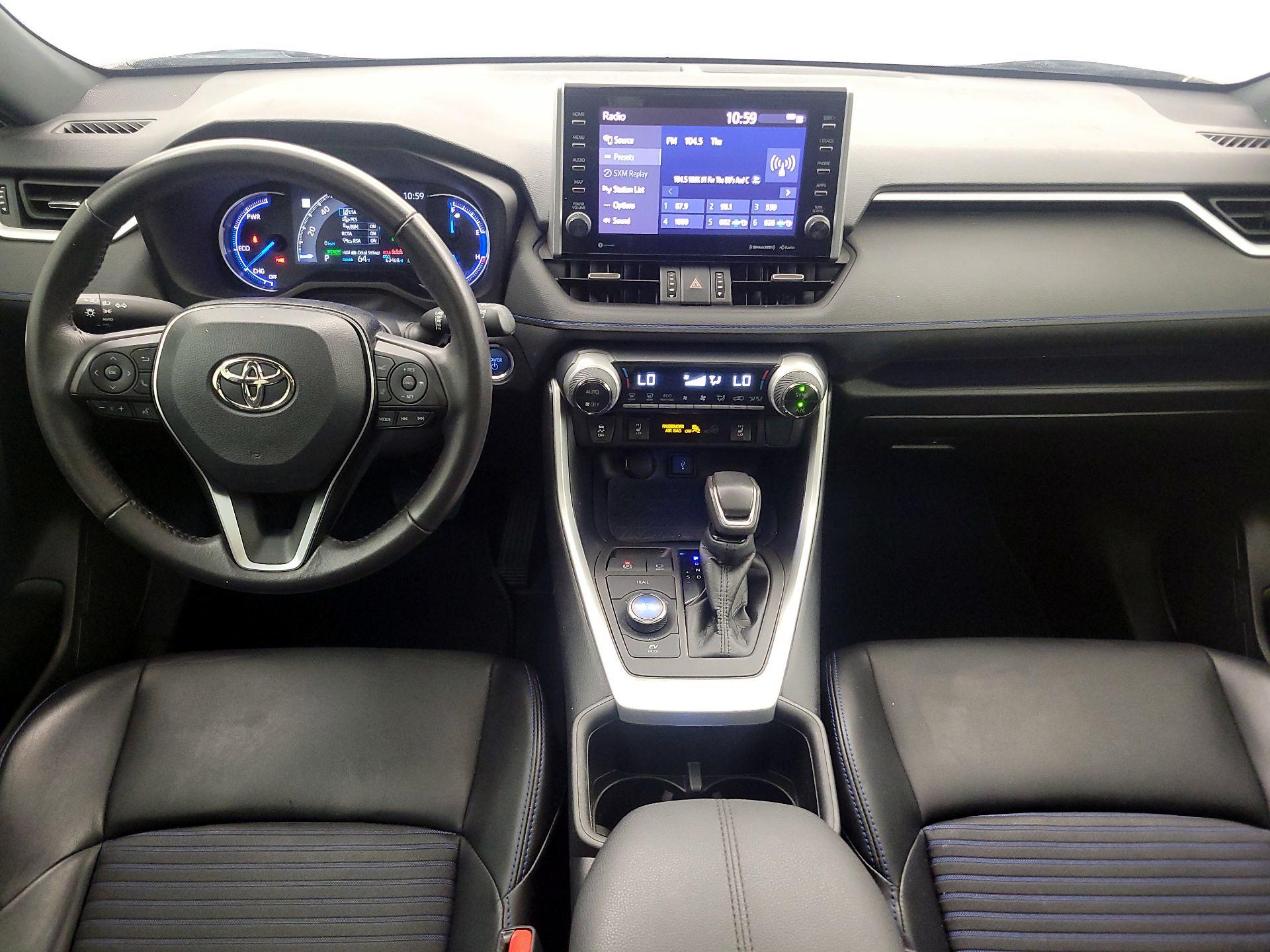 Thumbnail: 2022 Toyota RAV4 - 9