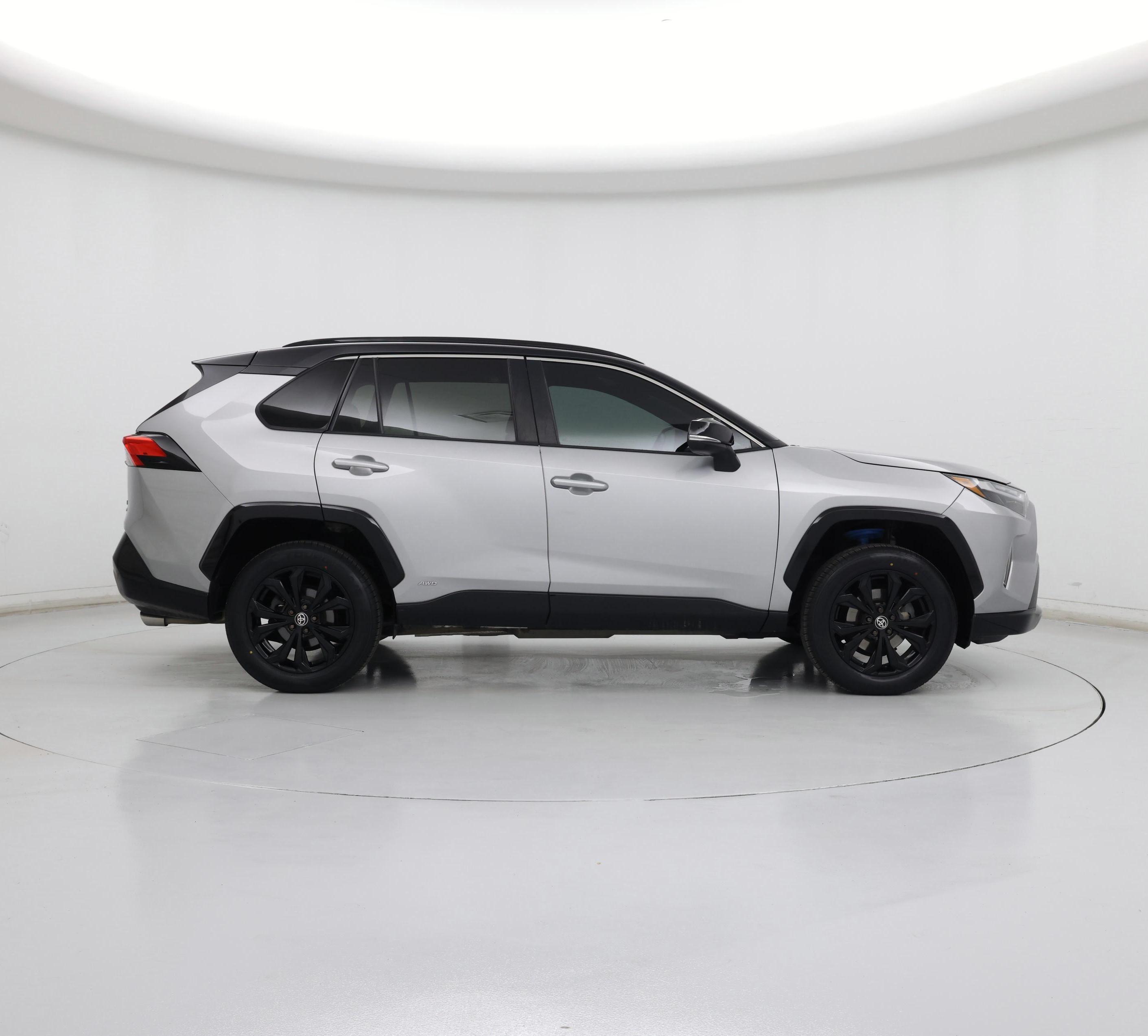 Thumbnail: 2022 Toyota RAV4 - 7