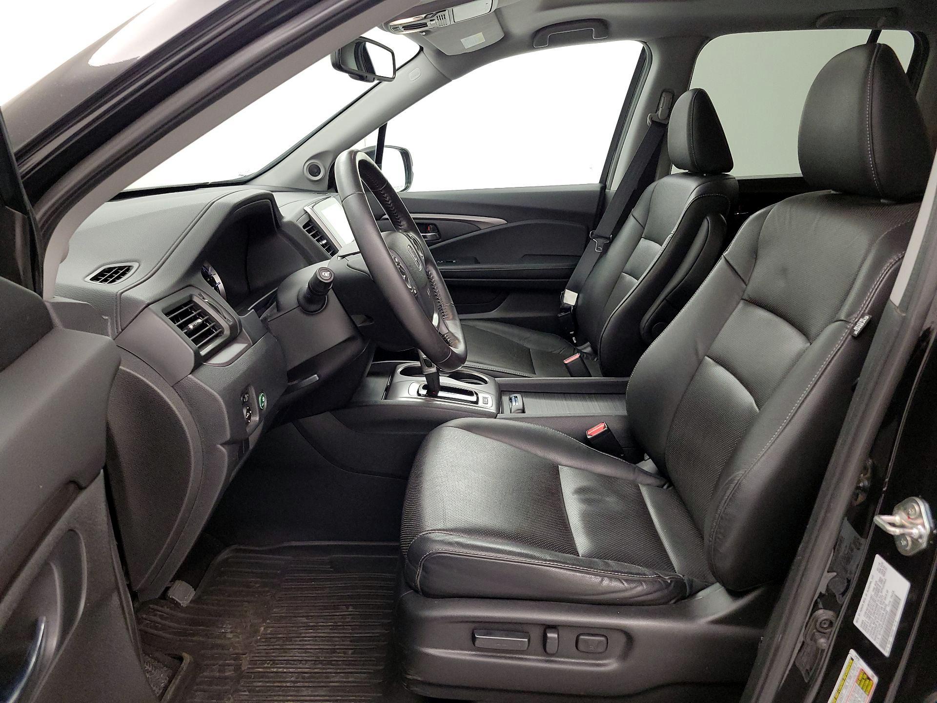 Thumbnail: 2019 Honda Ridgeline - 11