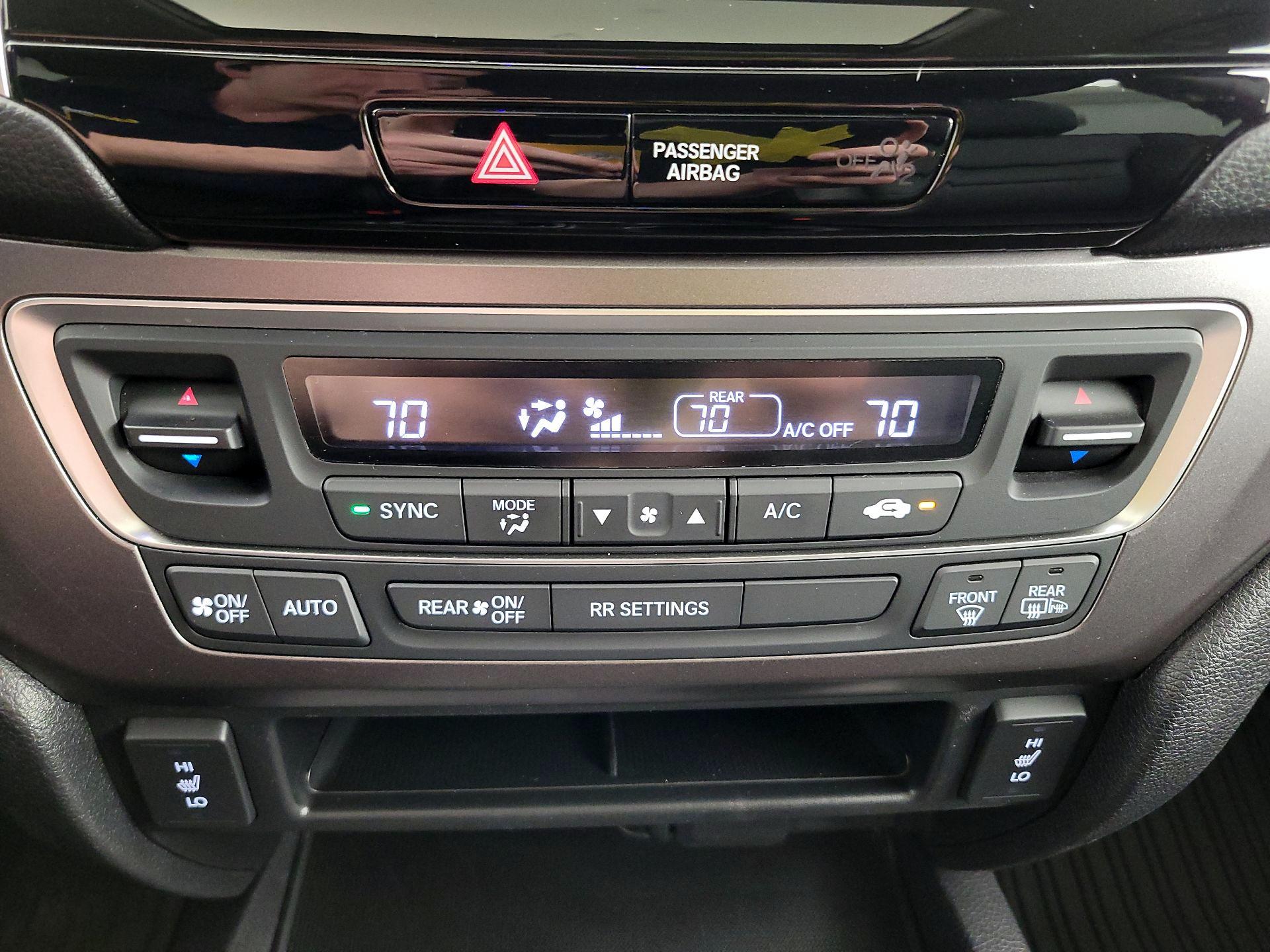 Thumbnail: 2019 Honda Ridgeline - 17