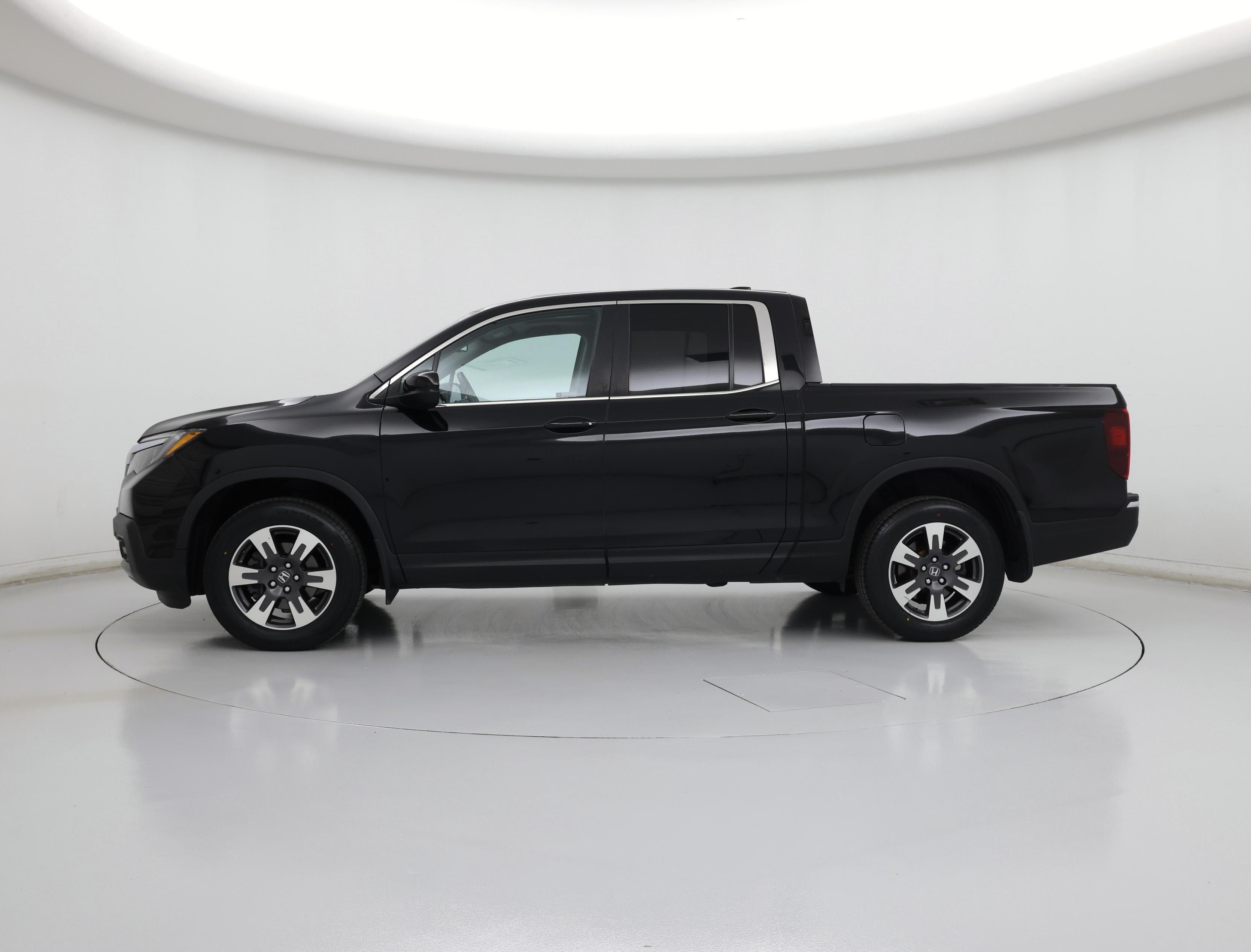 Thumbnail: 2019 Honda Ridgeline - 3