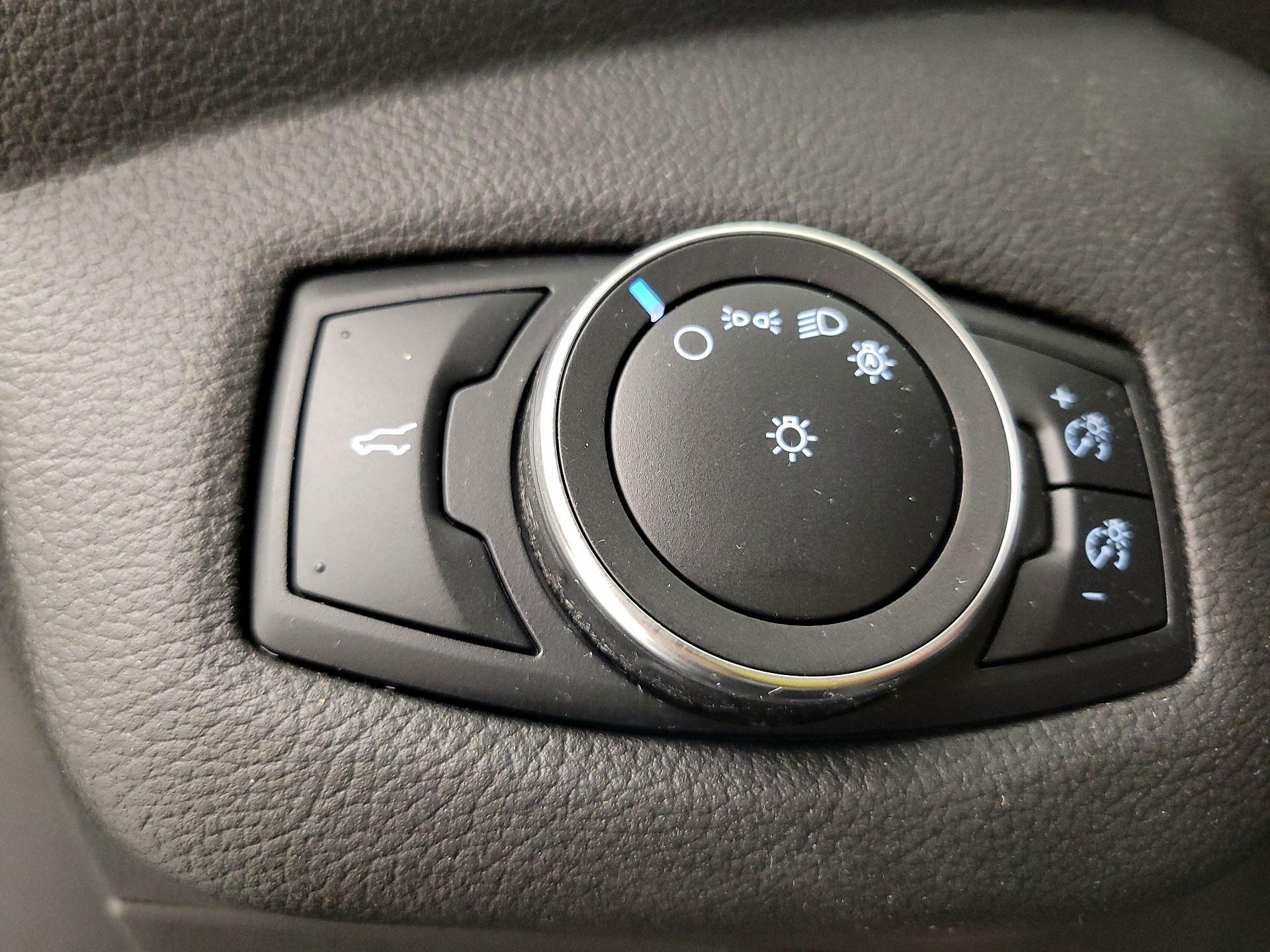 Thumbnail: 2019 Ford Escape - 13