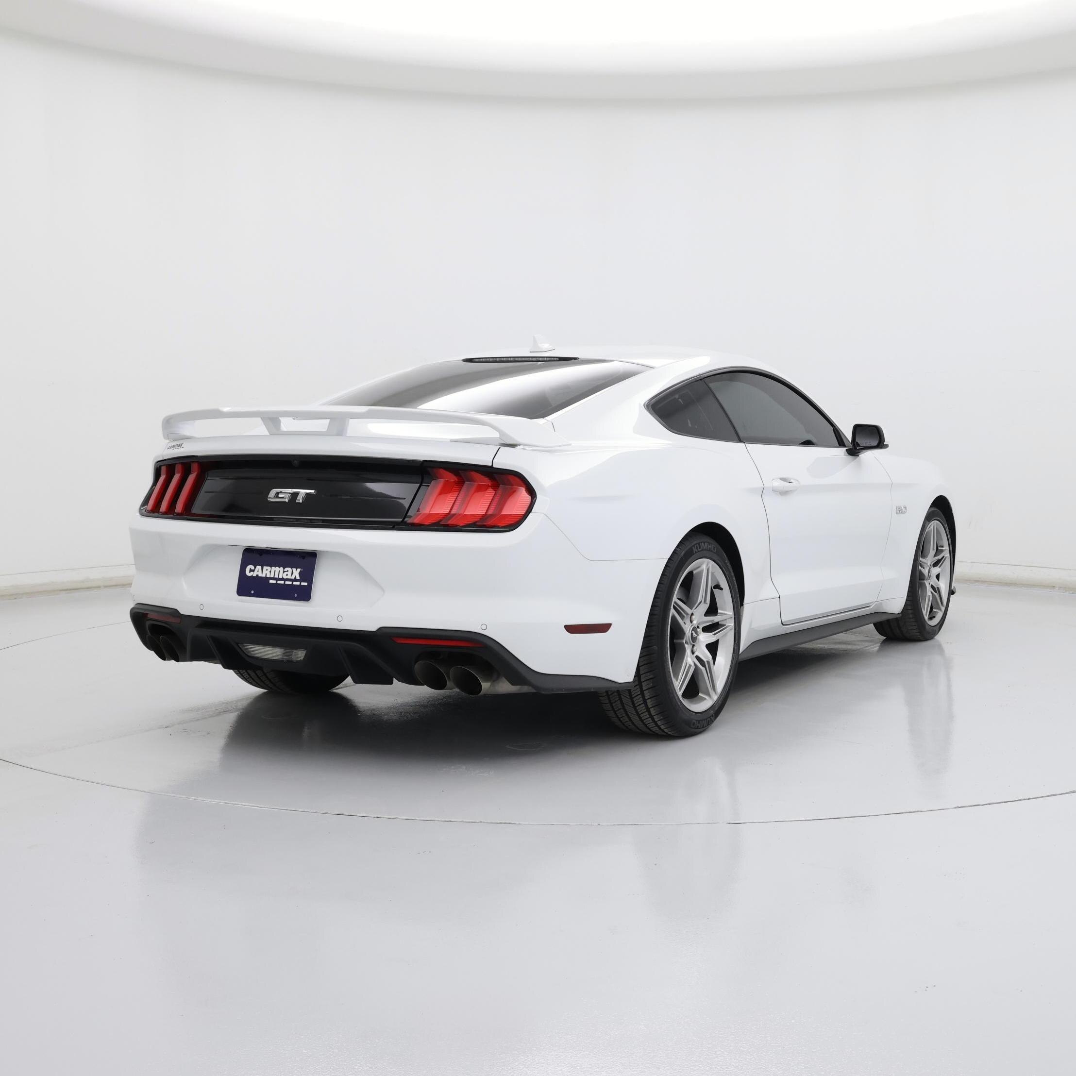 Thumbnail: 2022 Ford Mustang - 8