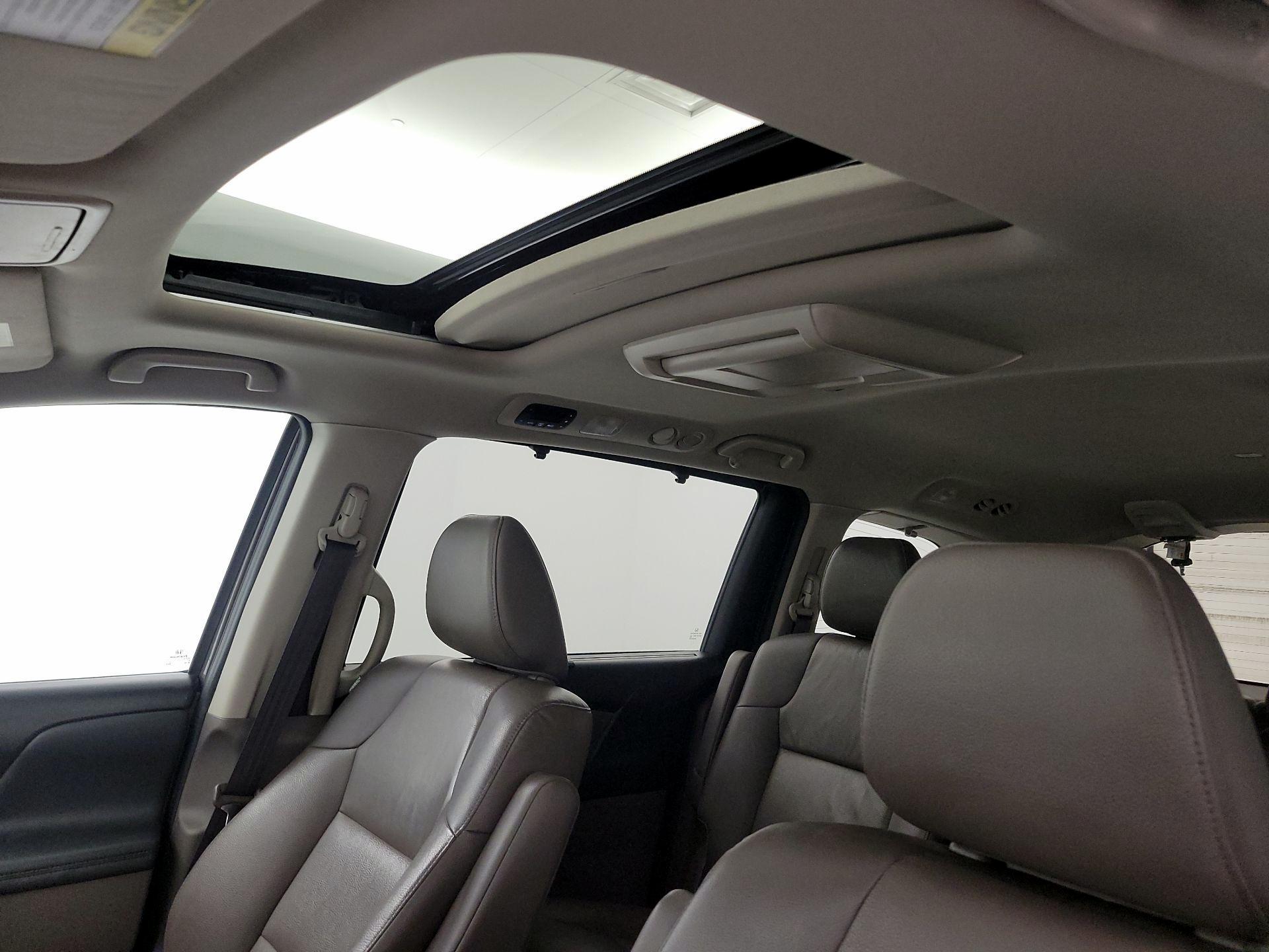 Thumbnail: 2017 Honda Odyssey - 20