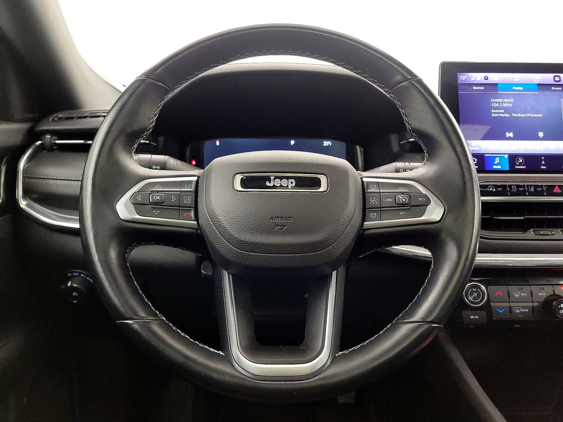 Thumbnail: 2022 Jeep Compass - 10