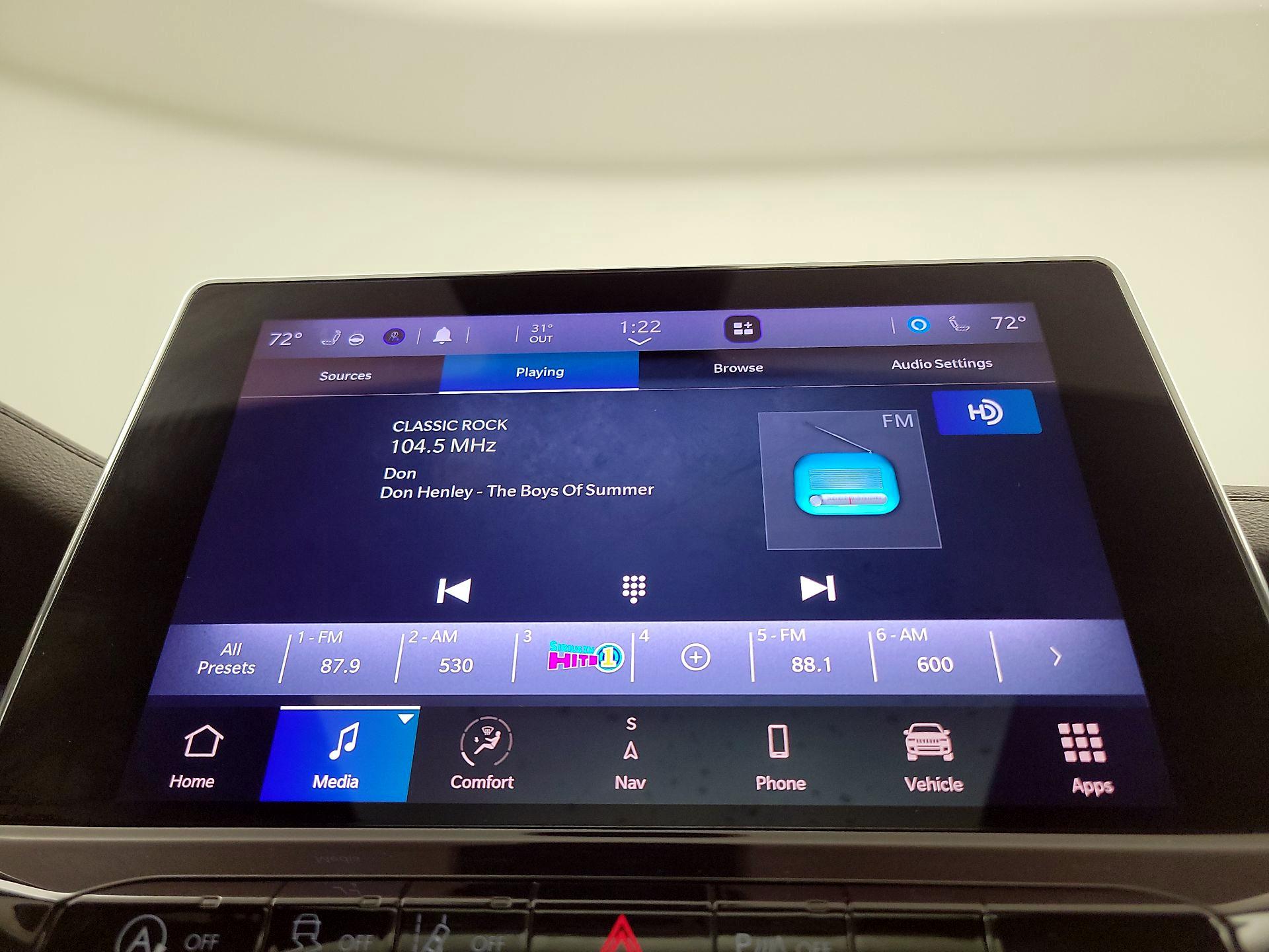 Thumbnail: 2022 Jeep Compass - 16