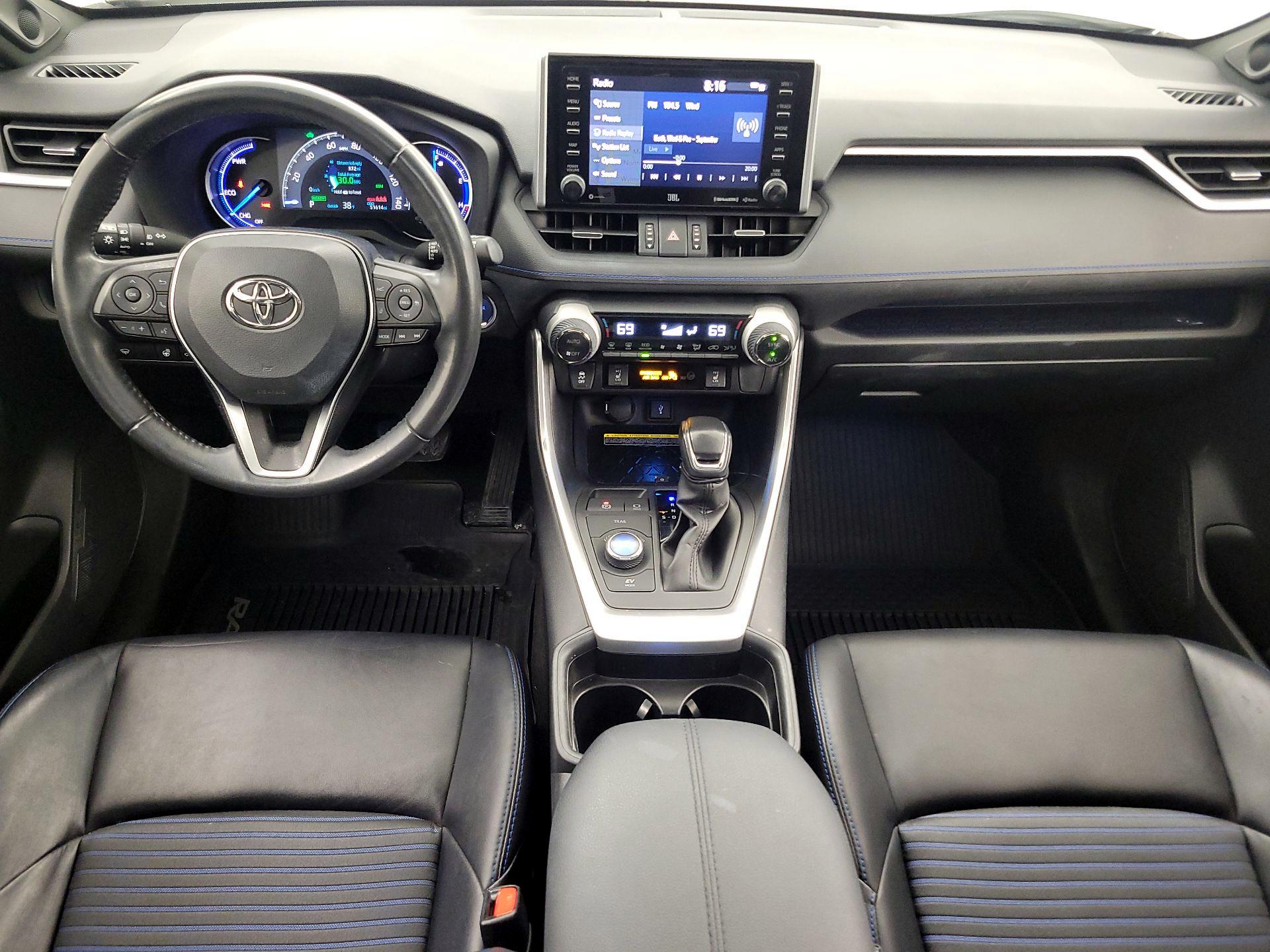 Thumbnail: 2020 Toyota RAV4 - 9