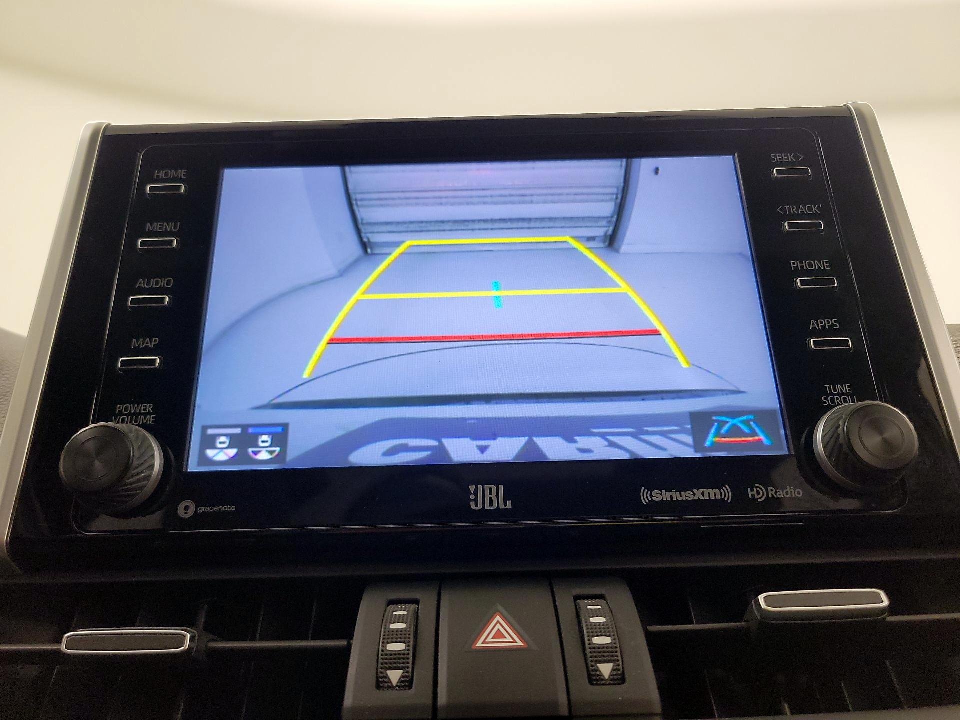 Thumbnail: 2020 Toyota RAV4 - 15