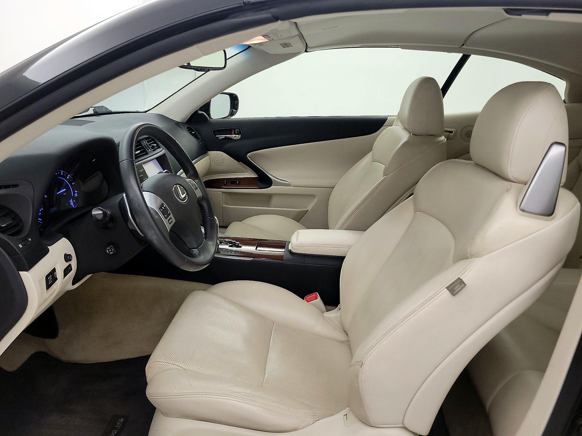 Thumbnail: 2014 Lexus IS - 11