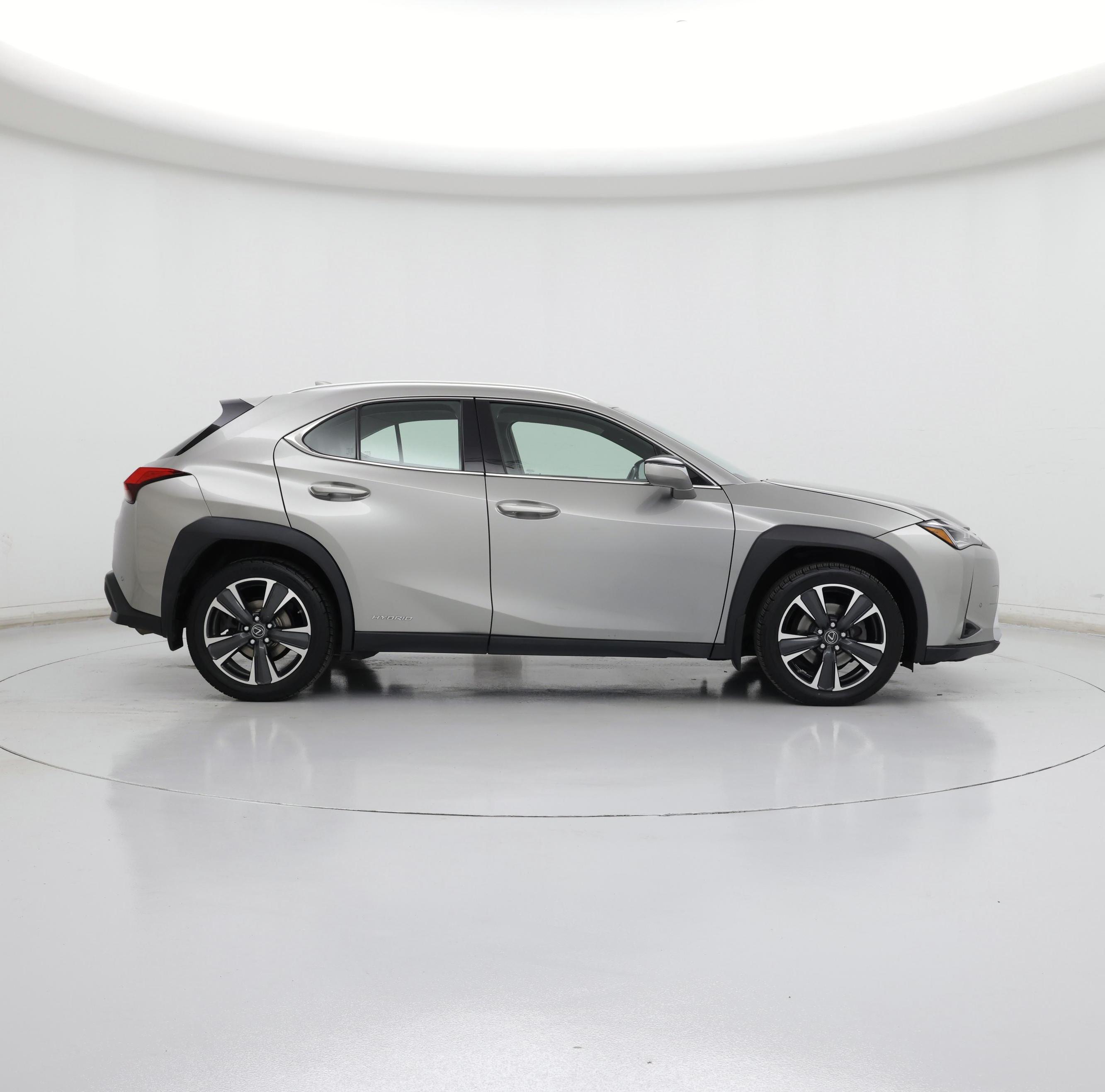 Thumbnail: 2021 Lexus UX - 7