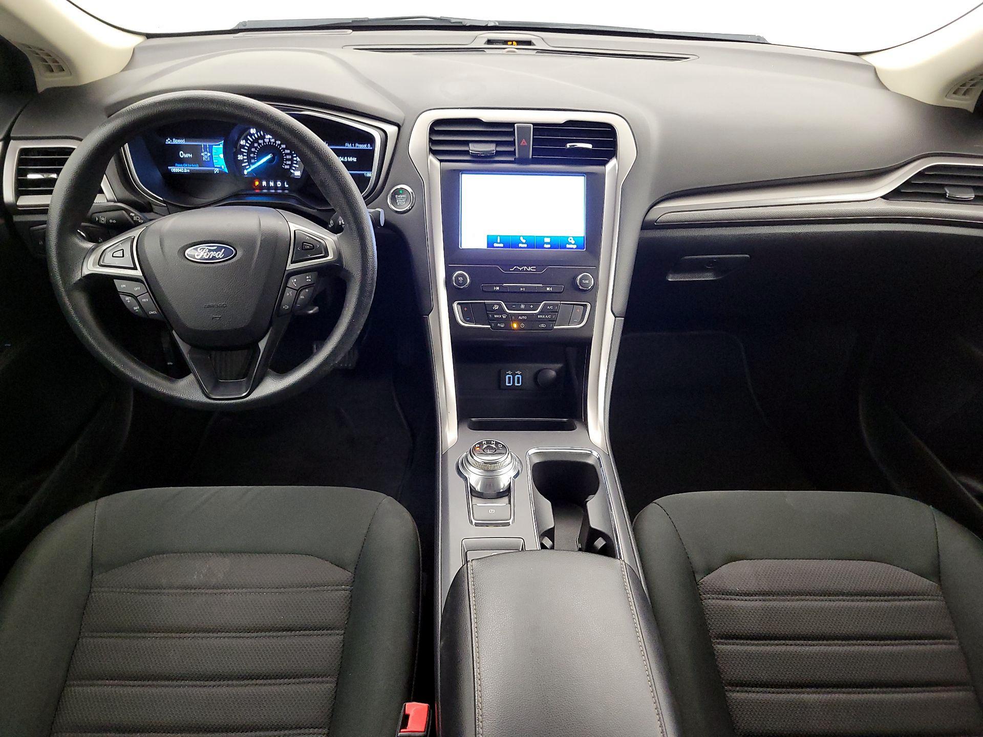 Thumbnail: 2020 Ford Fusion - 9