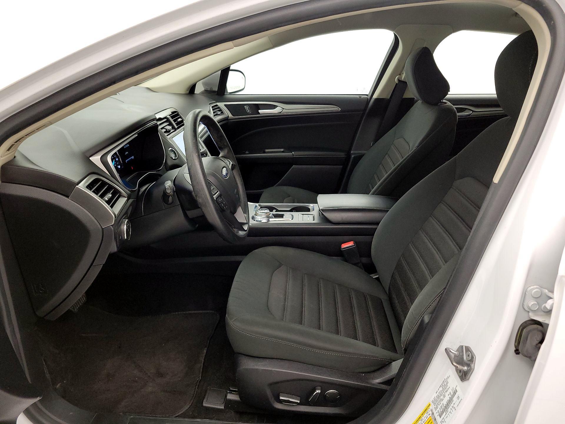 Thumbnail: 2020 Ford Fusion - 11