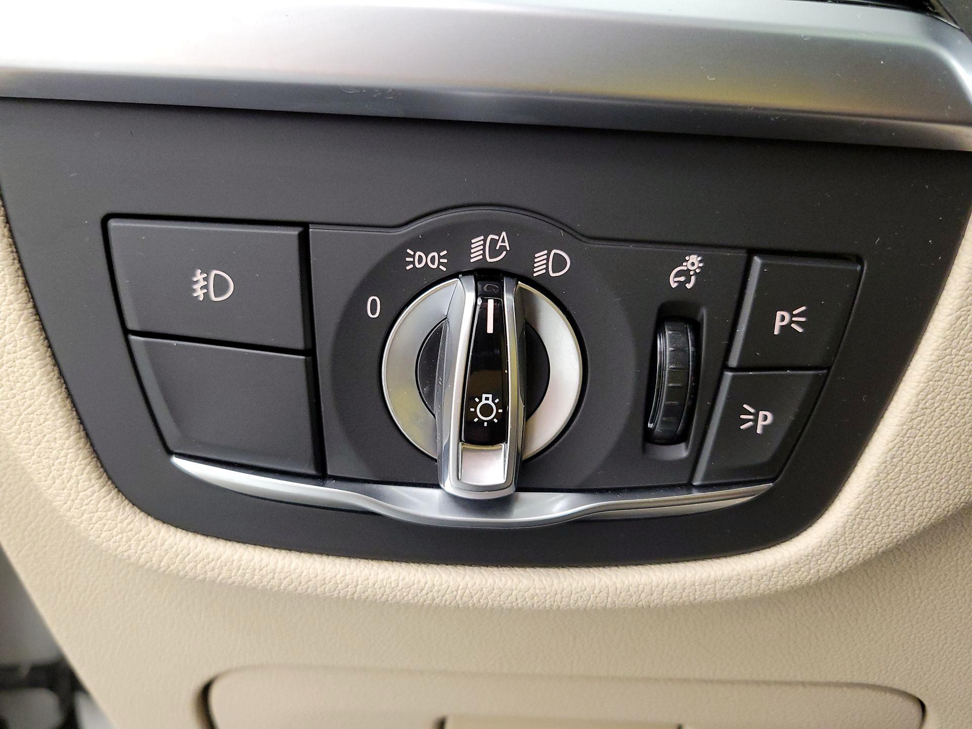 Thumbnail: 2019 BMW X3 - 13