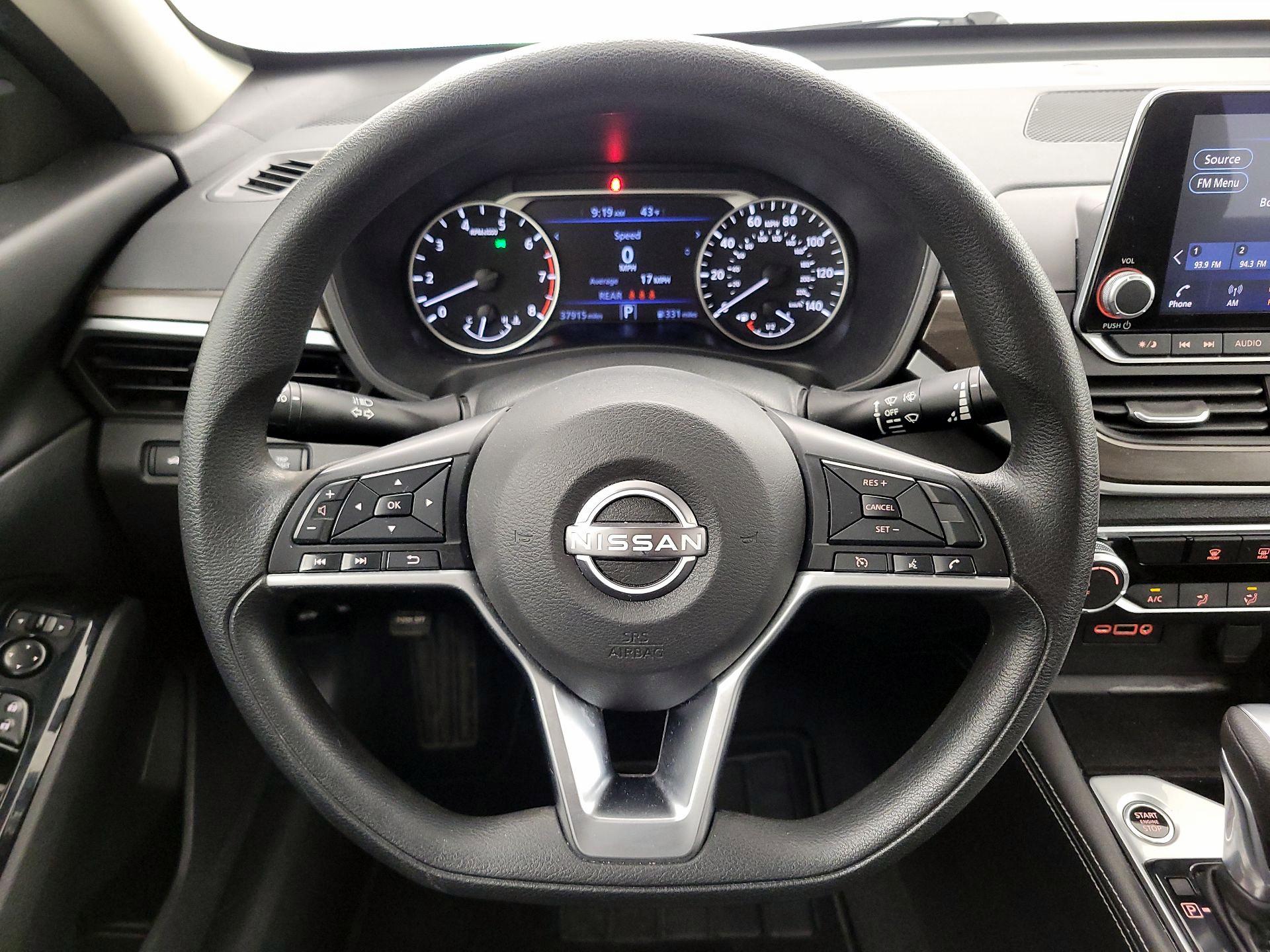 Thumbnail: 2023 Nissan Altima - 10