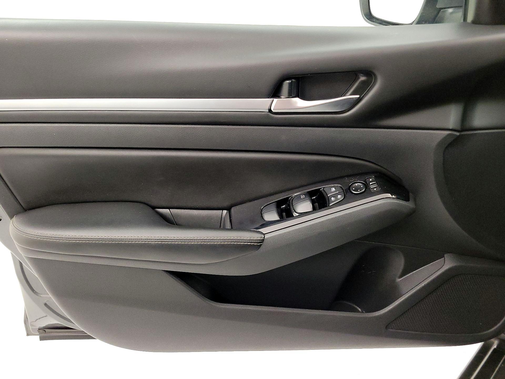 Thumbnail: 2023 Nissan Altima - 12