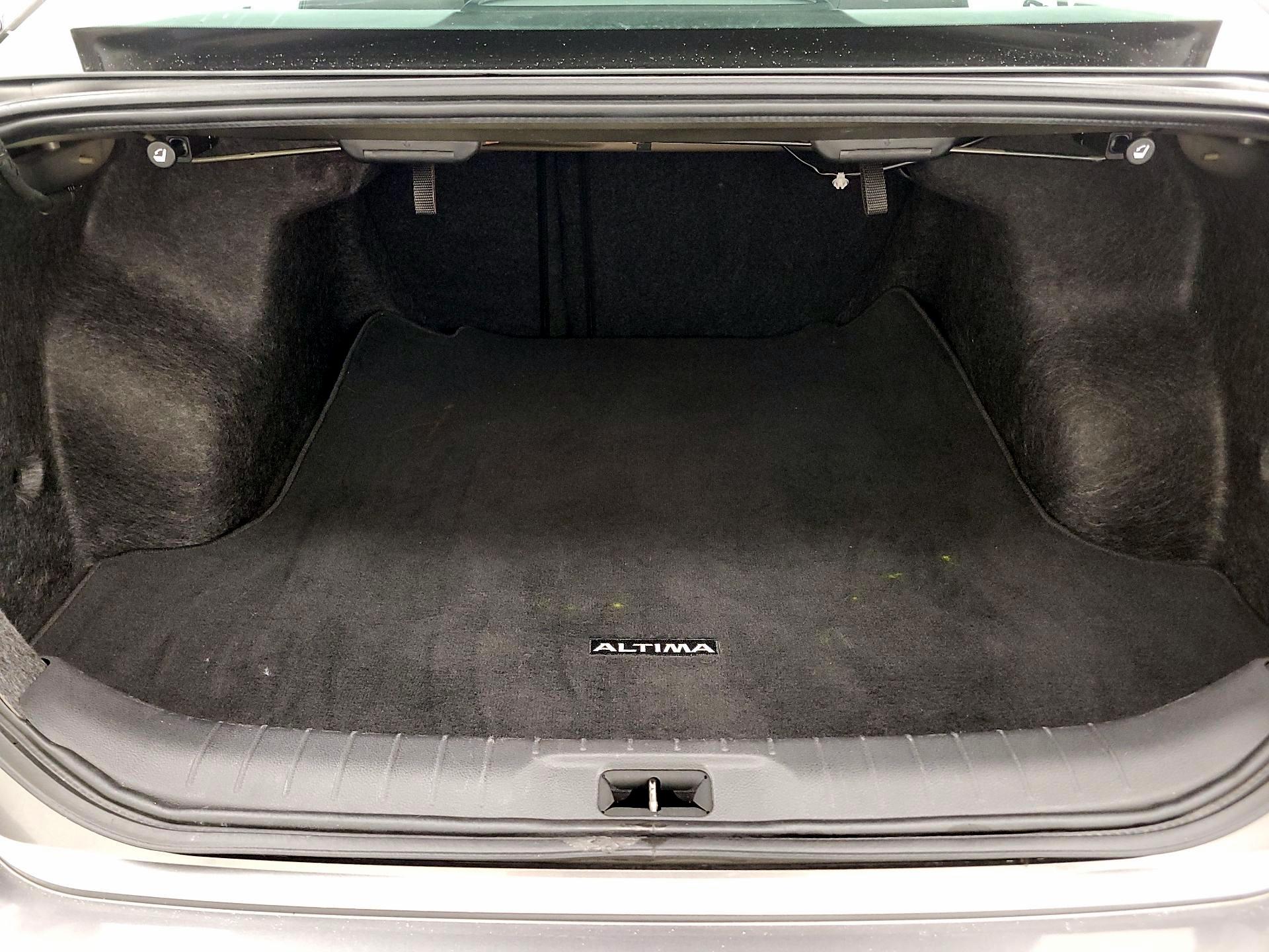 Thumbnail: 2023 Nissan Altima - 20