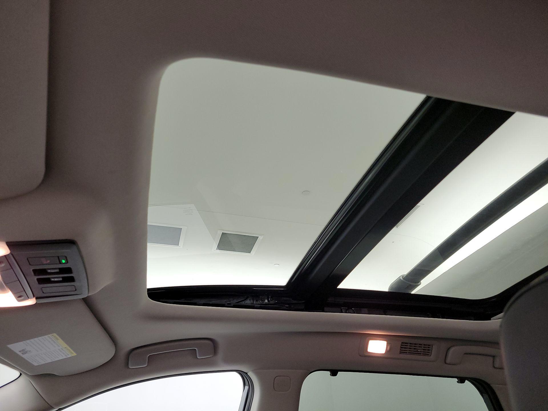 Thumbnail: 2023 Nissan Pathfinder - 20