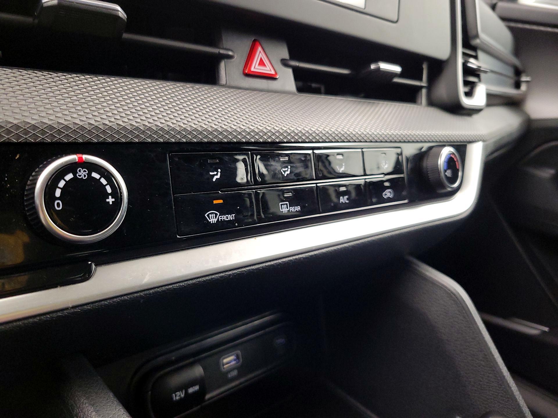 Thumbnail: 2024 Kia Sportage - 16