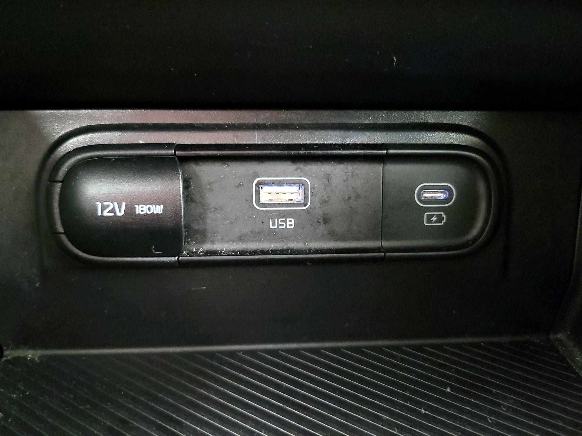 Thumbnail: 2024 Kia Sportage - 18