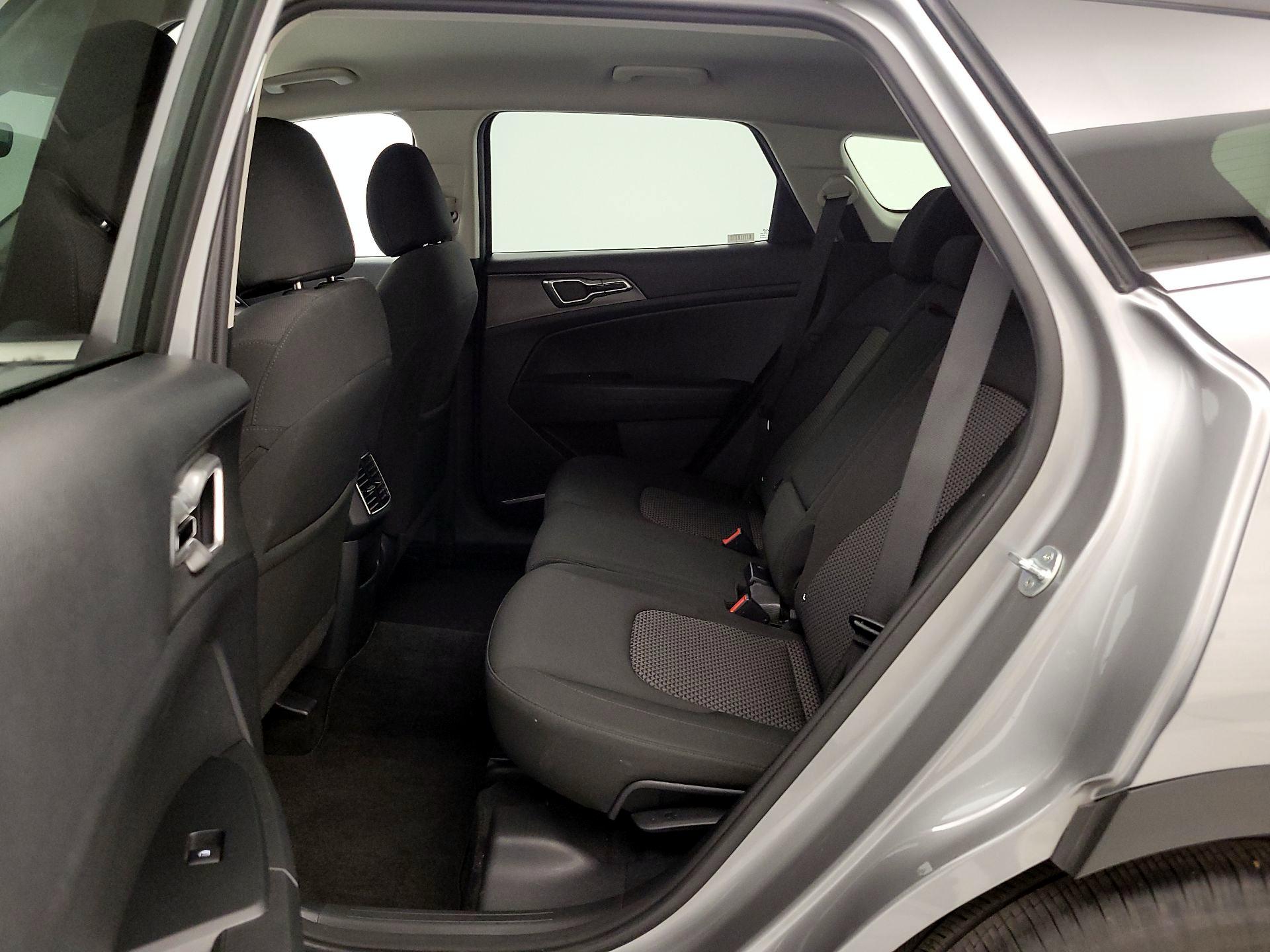 Thumbnail: 2024 Kia Sportage - 19