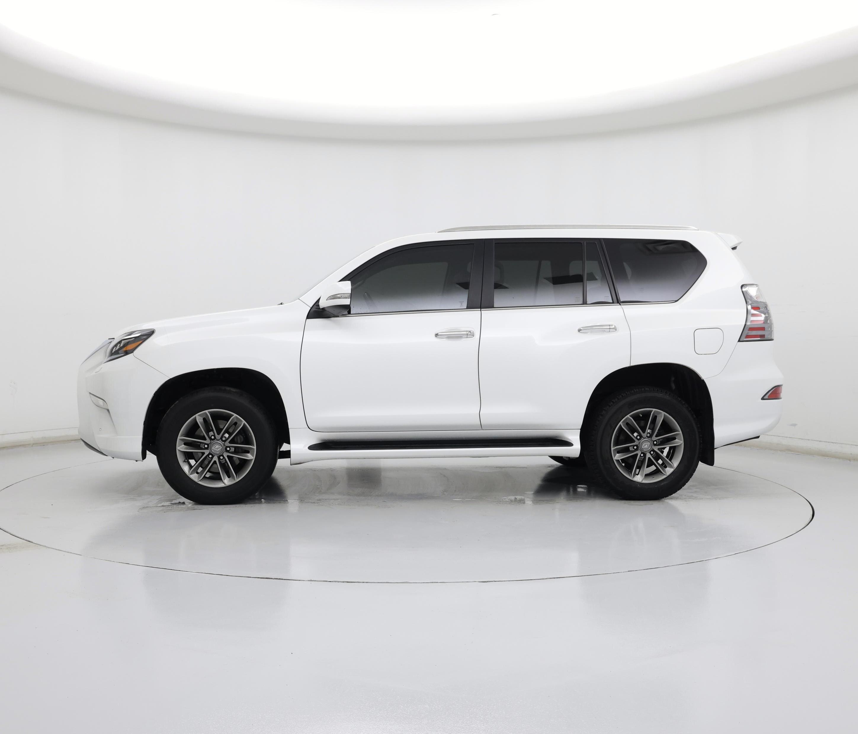 Thumbnail: 2022 Lexus GX - 3