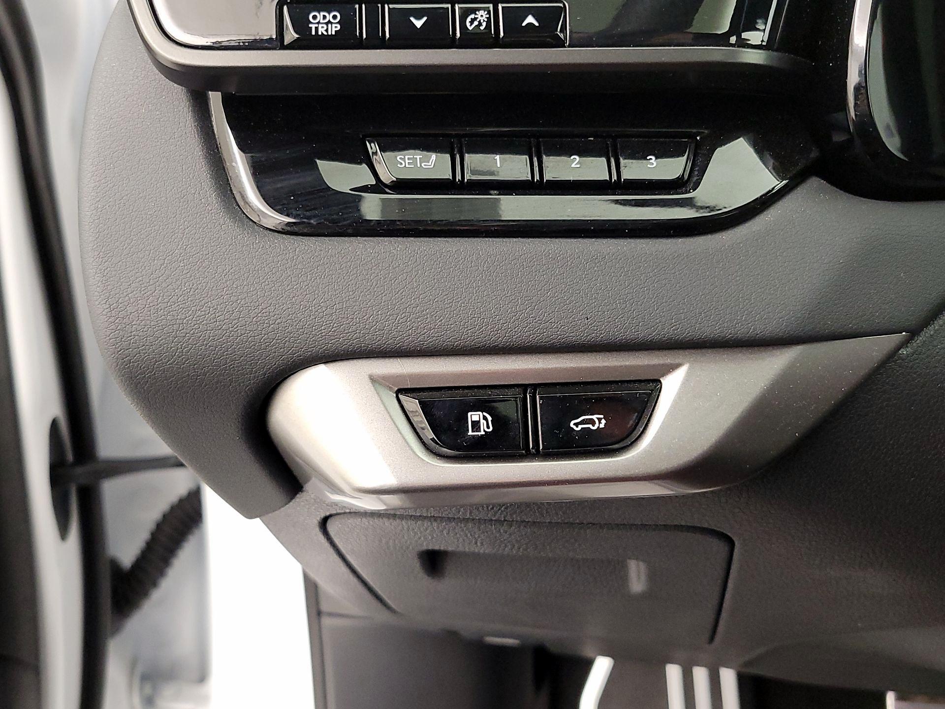 Thumbnail: 2024 Lexus RX - 13