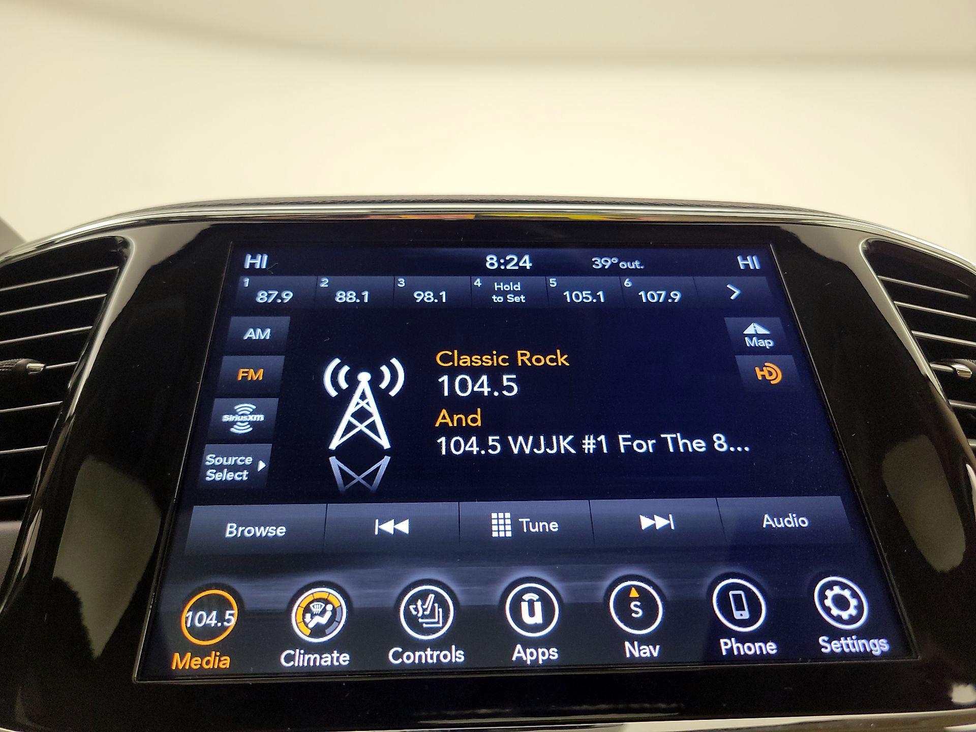 Thumbnail: 2021 Jeep Grand Cherokee - 16