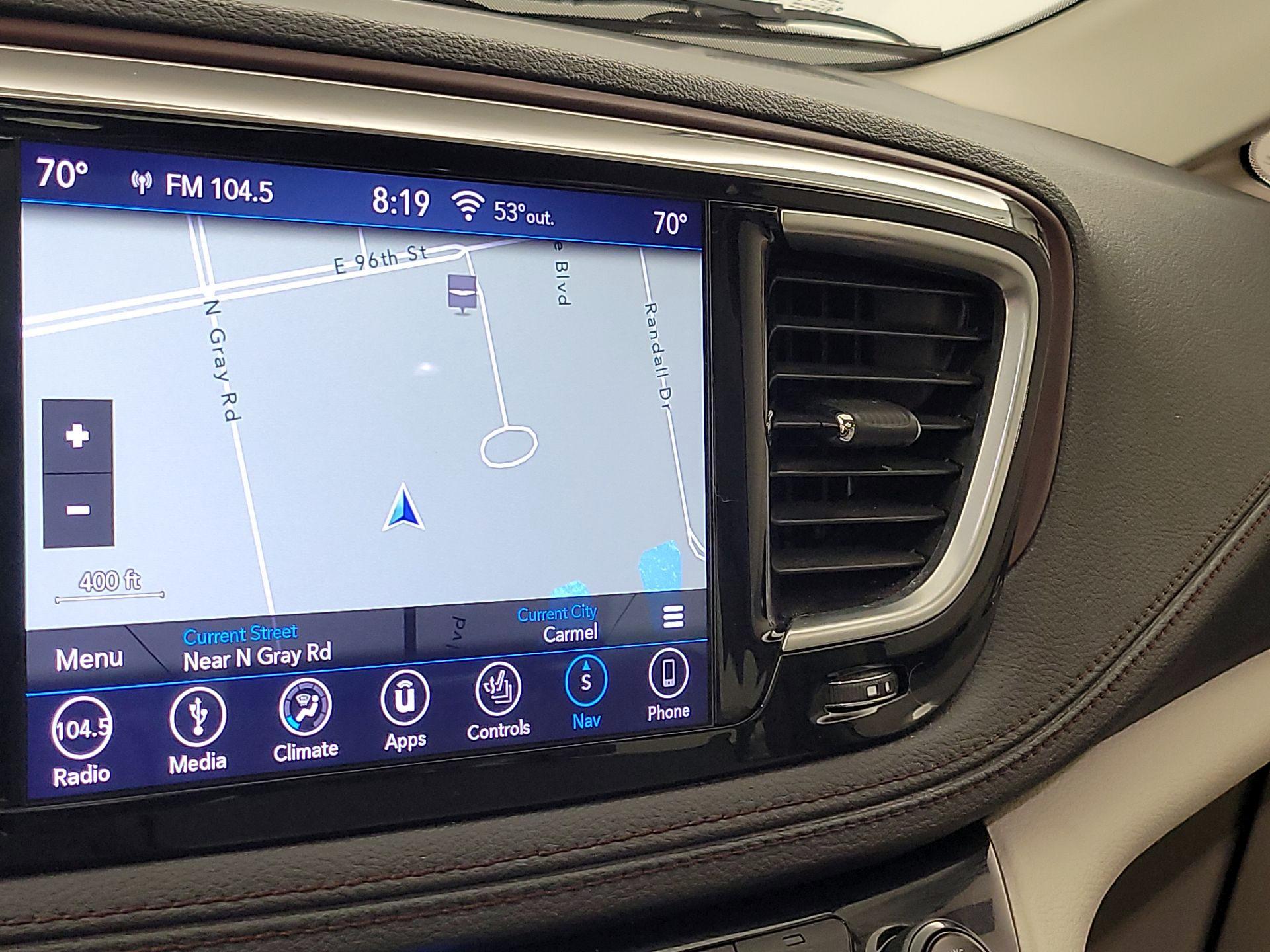 Thumbnail: 2019 Chrysler Pacifica - 14